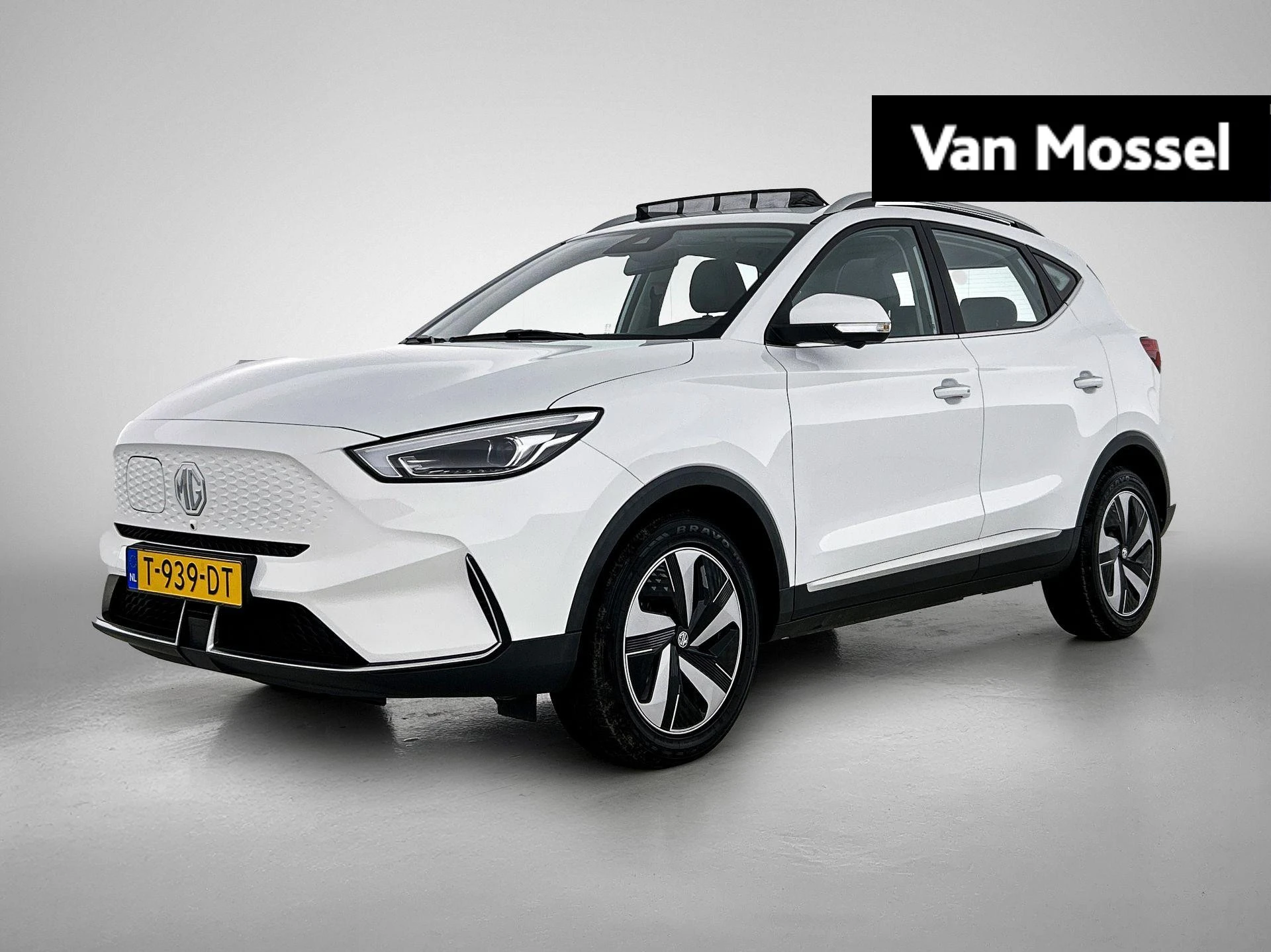 MG-ZS EV-image-0
