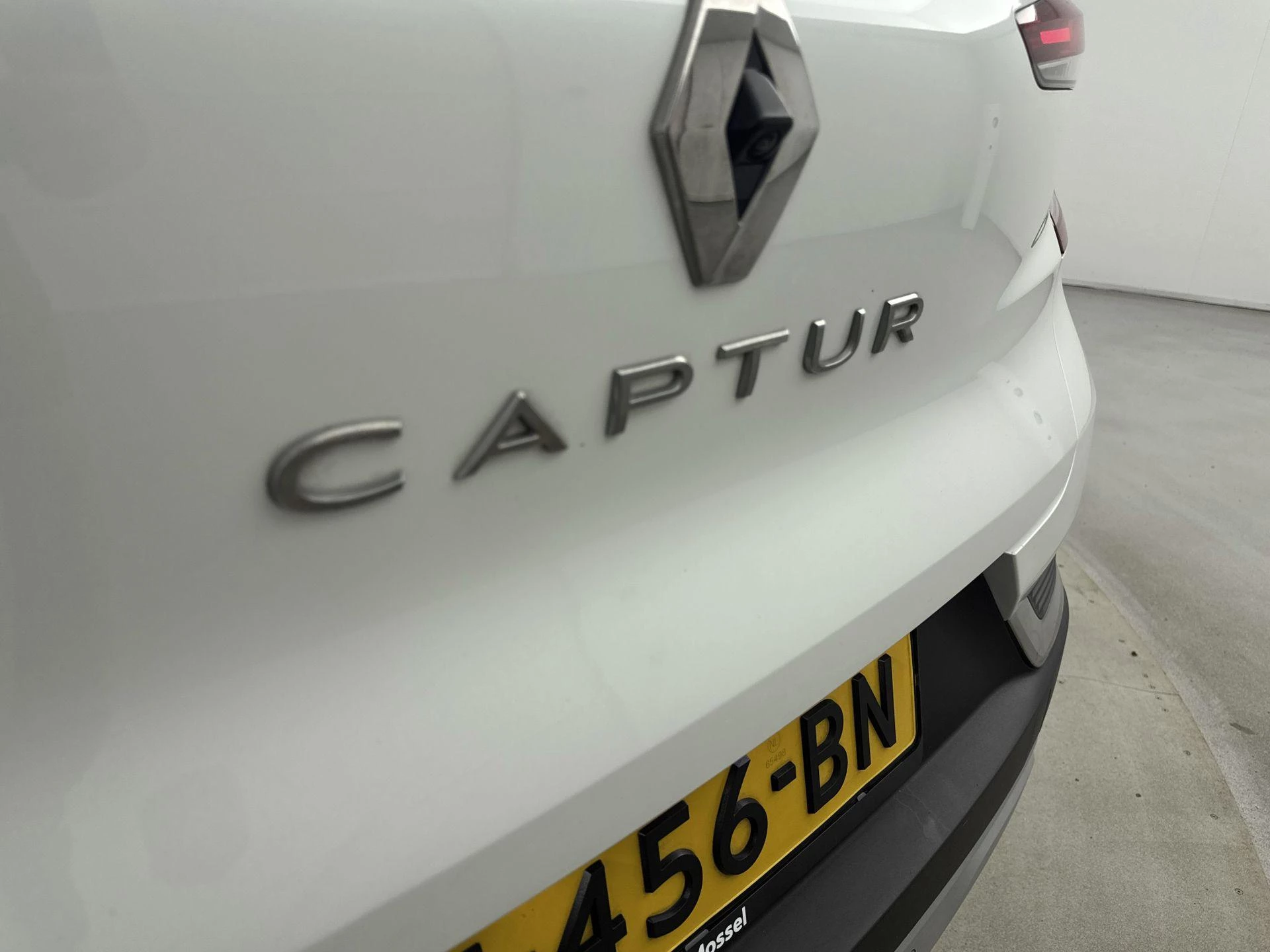 Renault Captur 1.3 mild hybrid 140Pk Techno