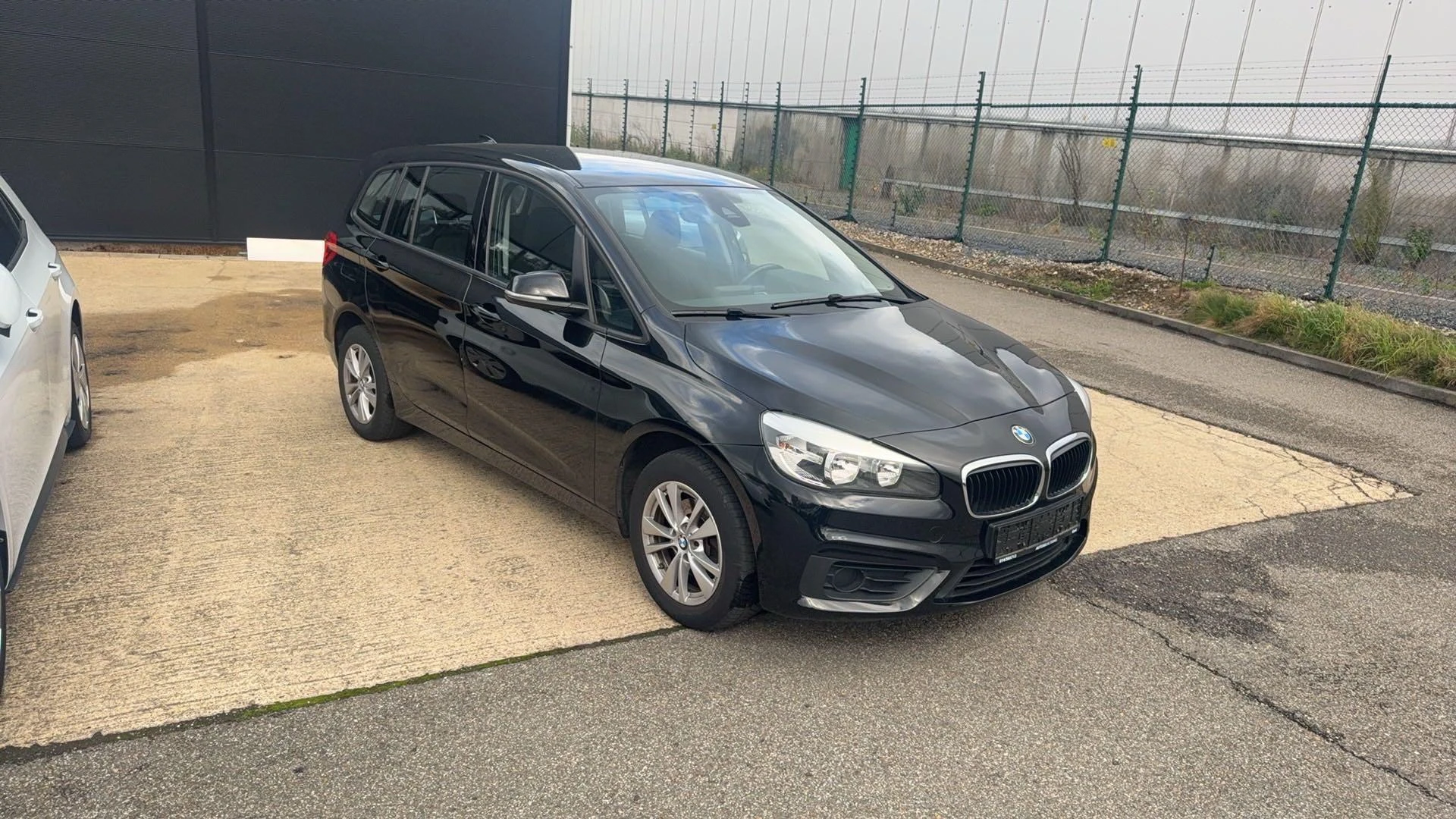 BMW-2 Reeks-image-5