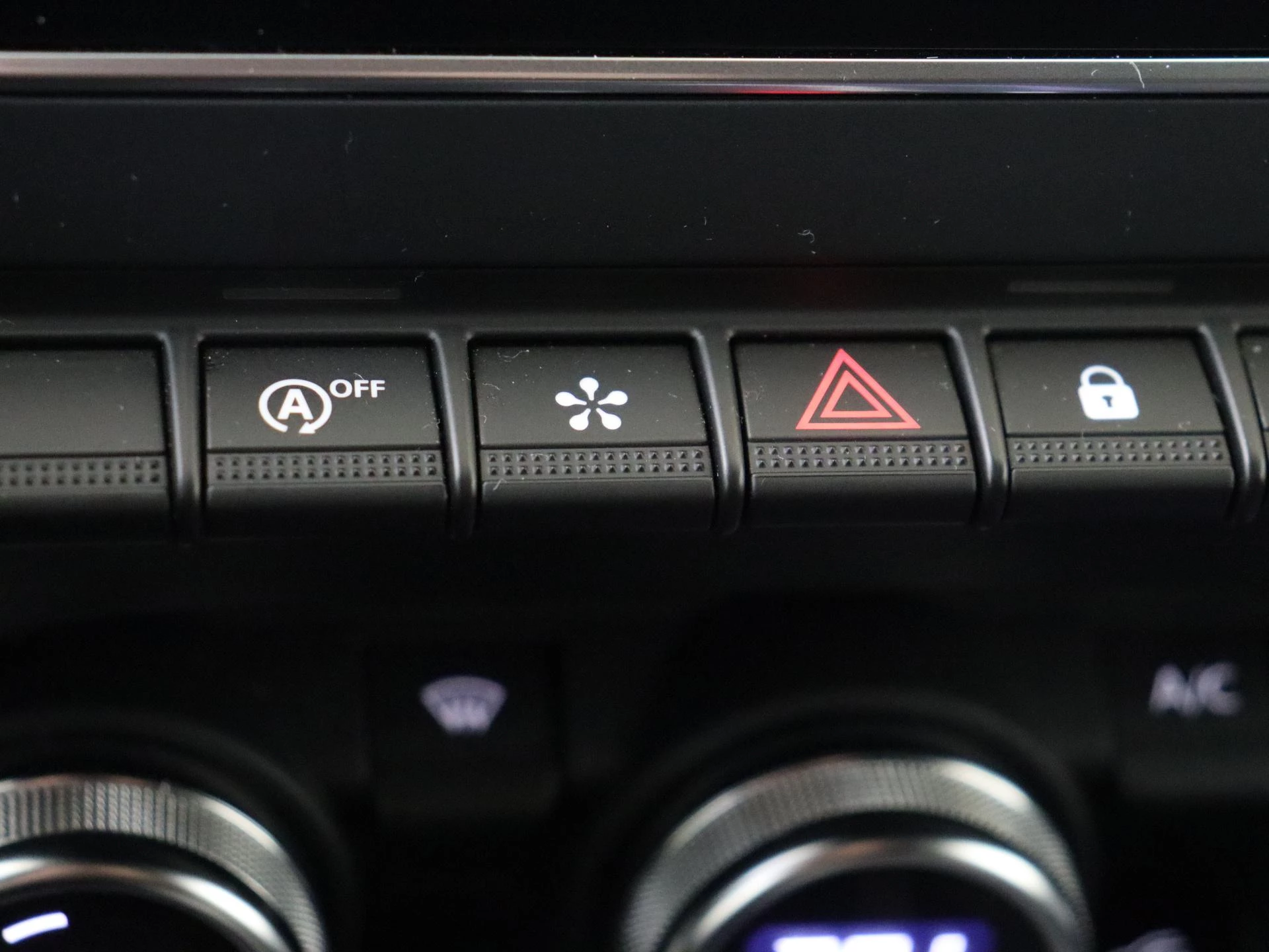 Renault-Clio-image-24