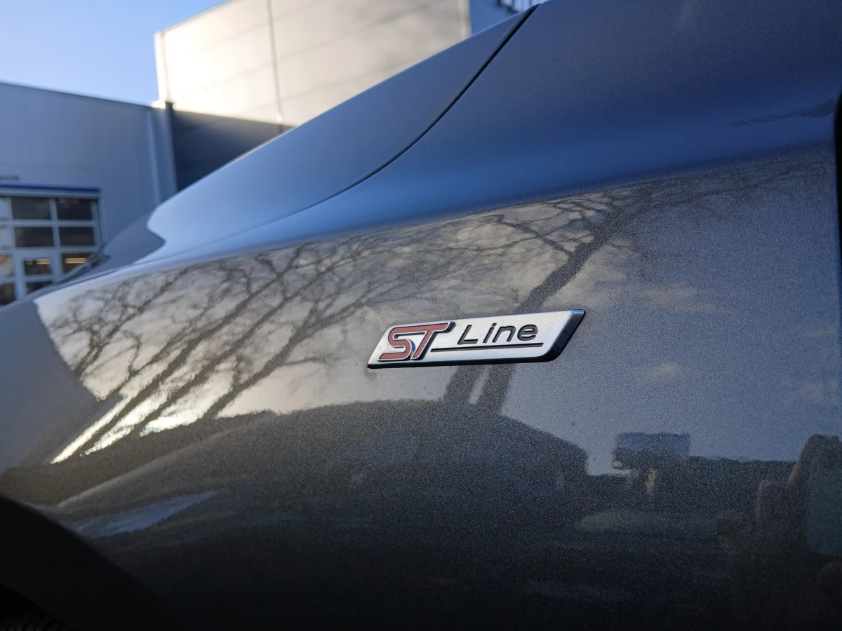 Ford Focus ST-Line X Turnier | HUD | LED | NAV | ACC | KAM | TWA | WI-PKT | PDC