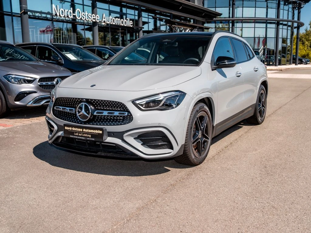 Mercedes-Benz-GLA 200 d-image-7