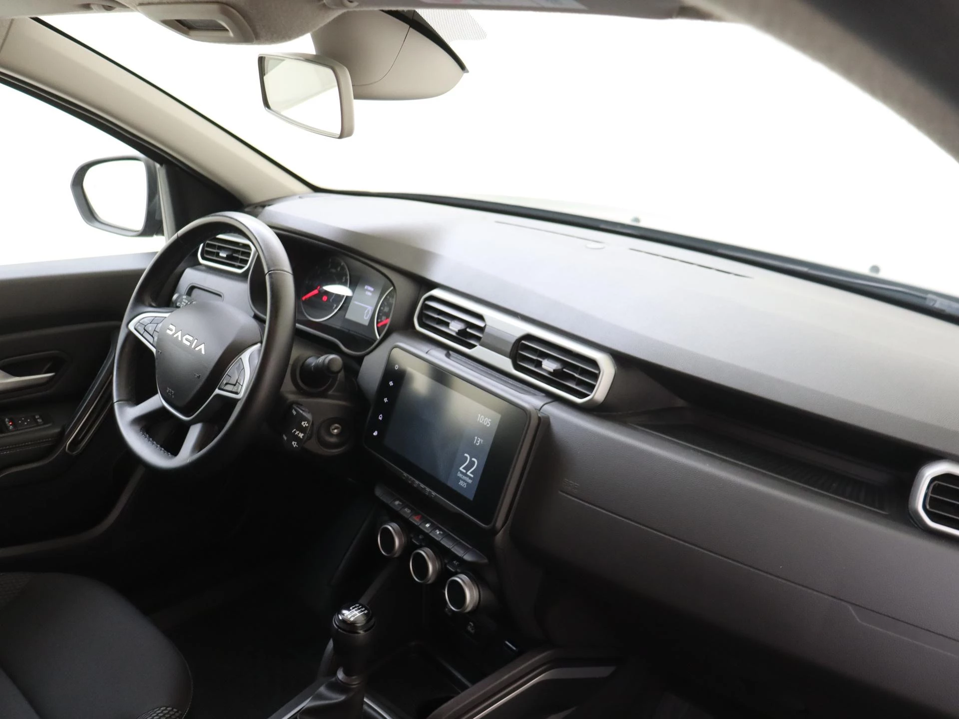 Dacia-Duster-image-11