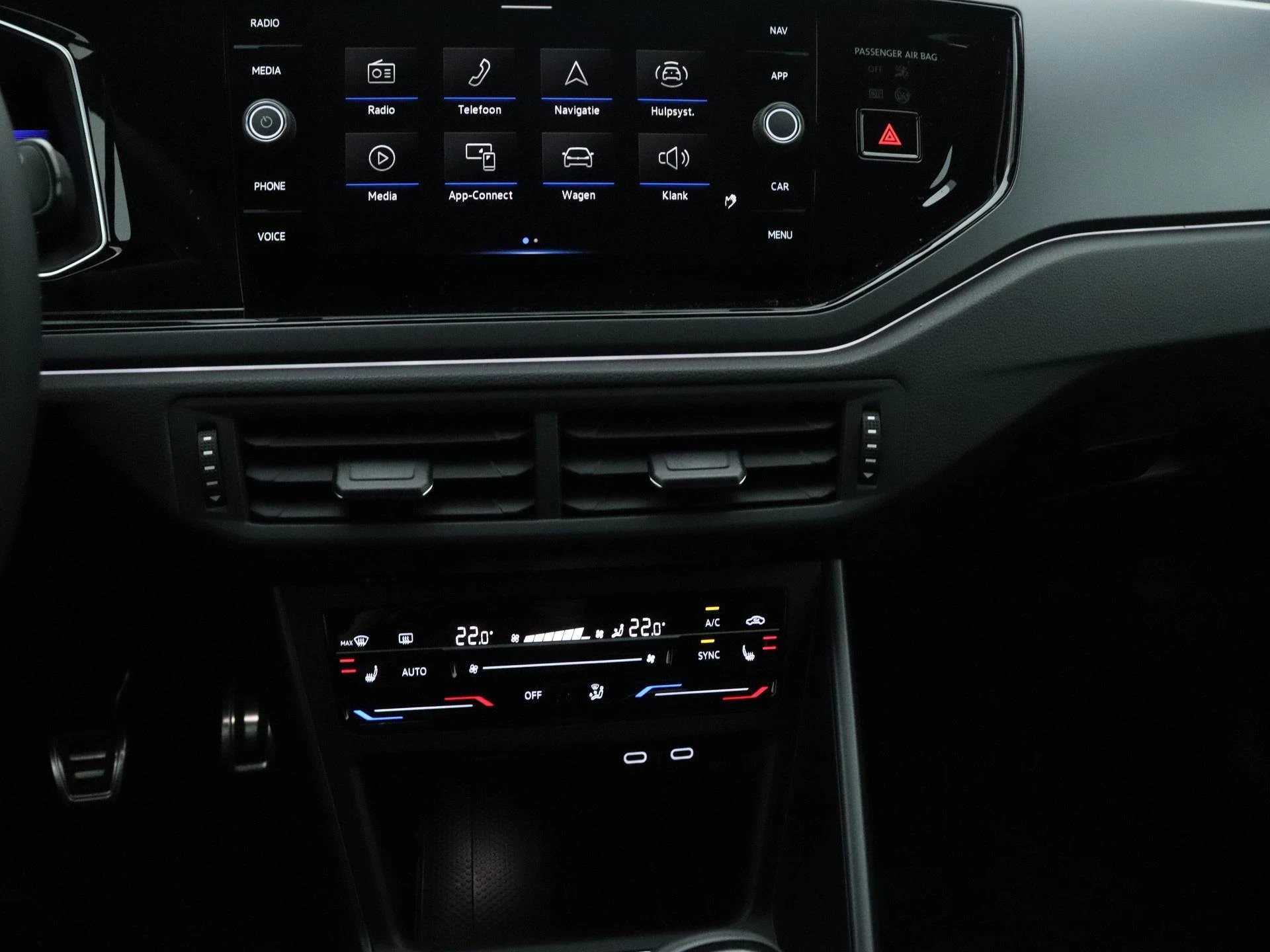 Volkswagen-Taigo-image-13