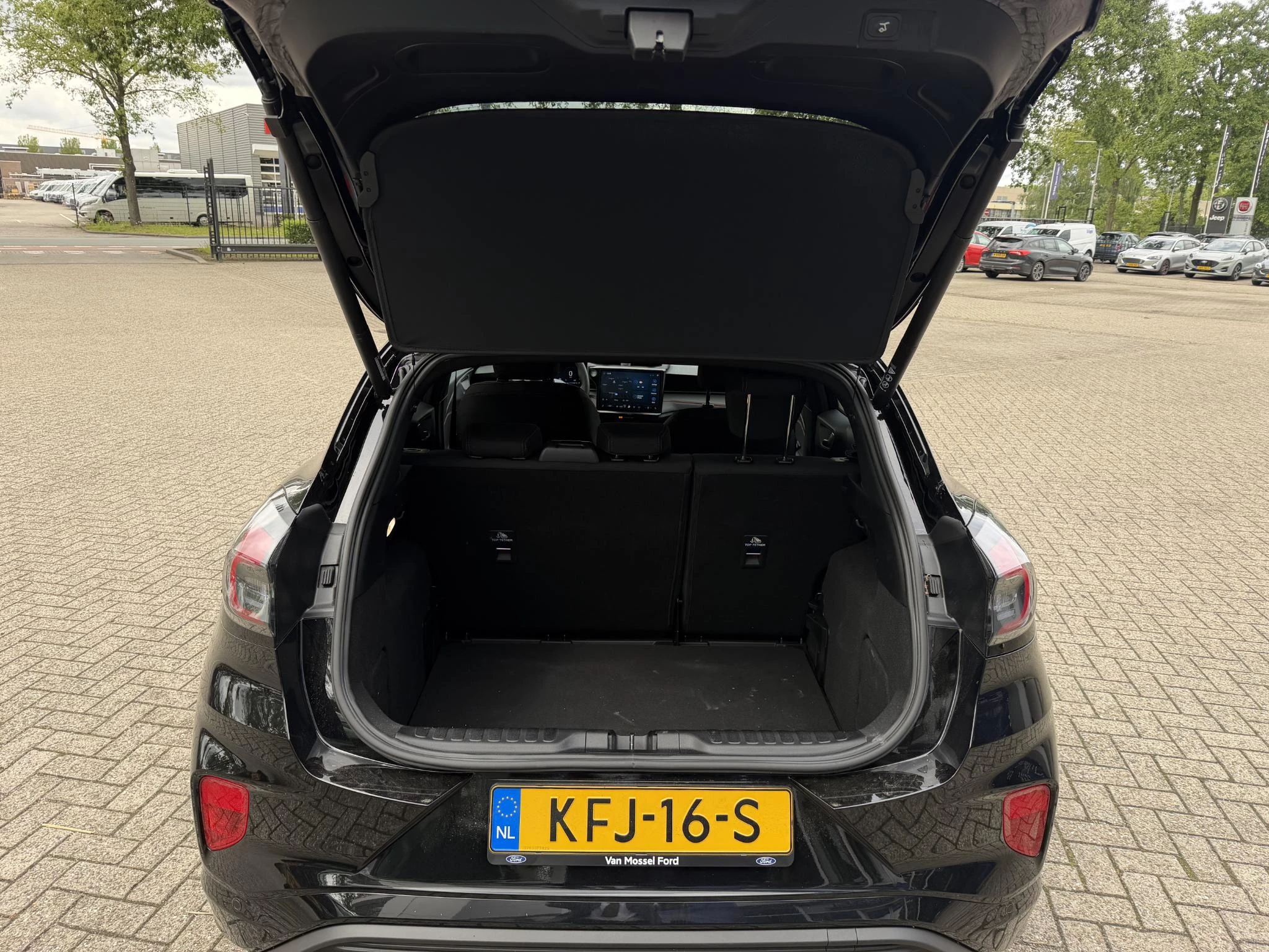 Ford-Puma-image-19