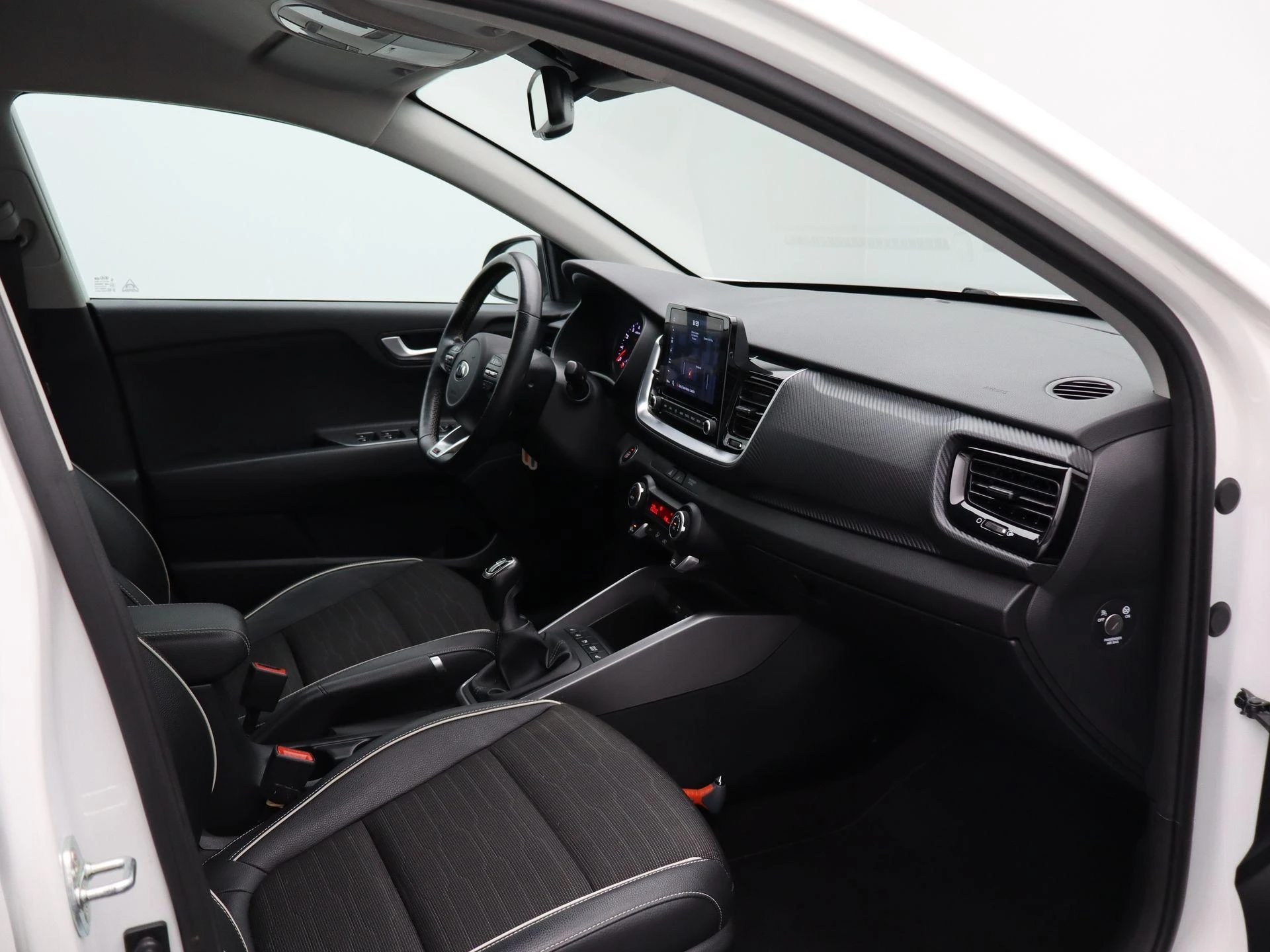 Kia-Stonic-image-28