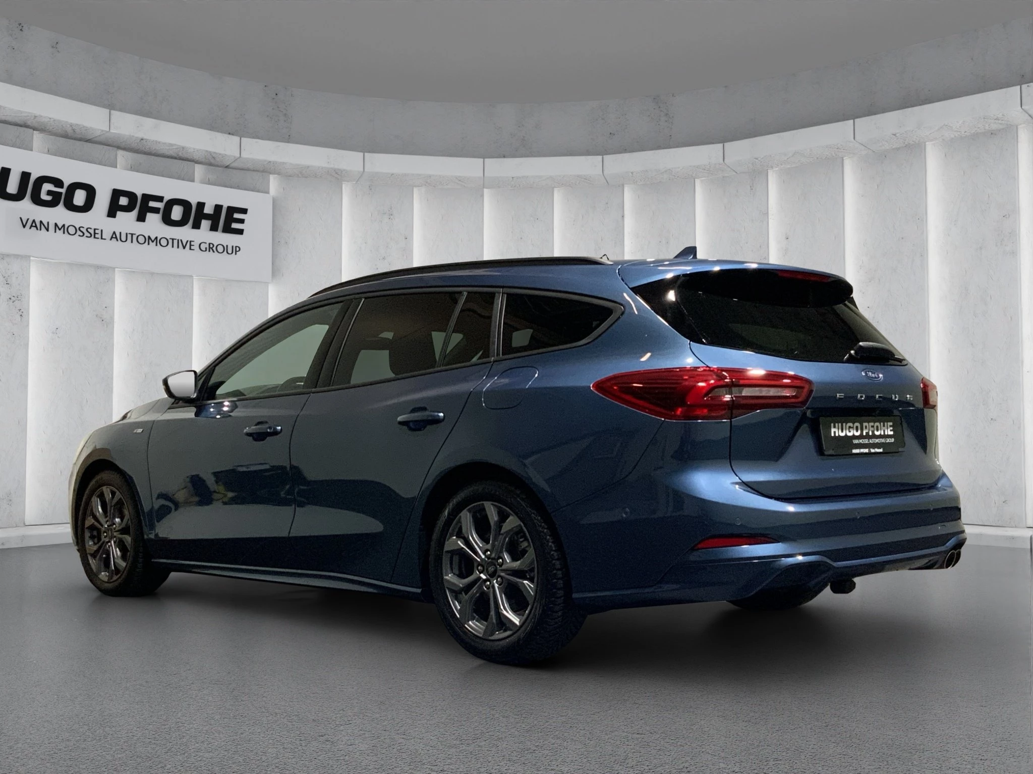 Ford Focus ST-Line X Turnier Aut.*AHK*ACC*HUD*KAM*NAVI*WINTER-PKT.