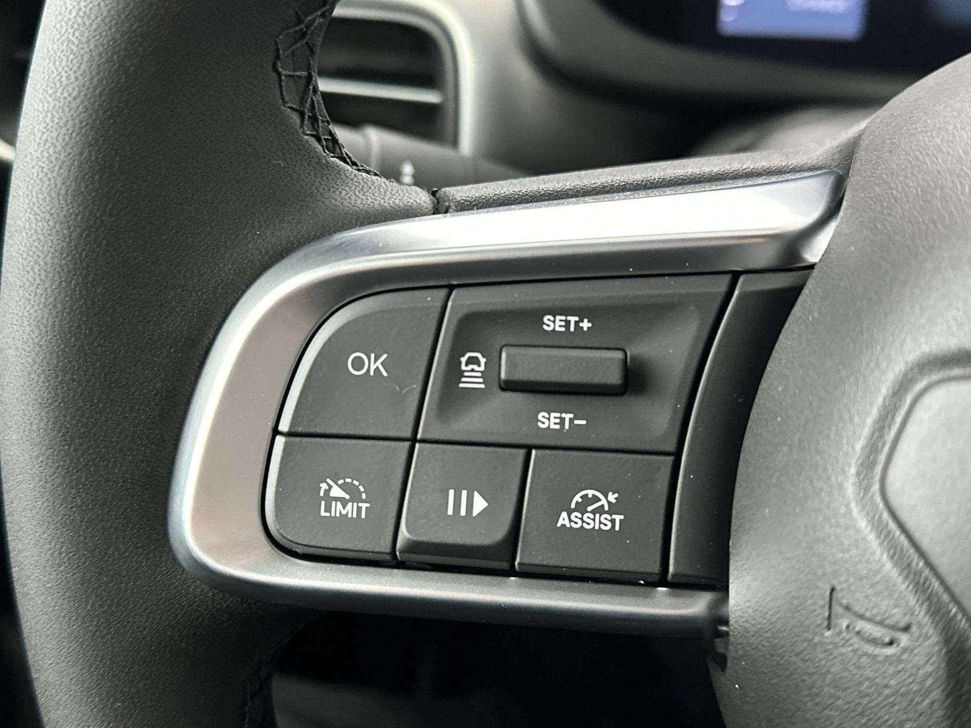 Jeep-Avenger-image-9