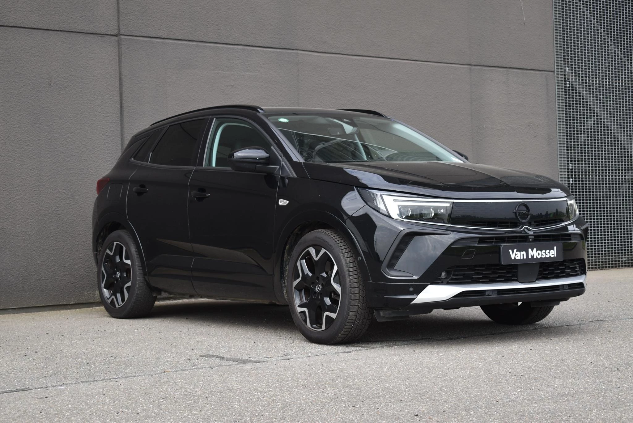 Opel-Grandland-image-2