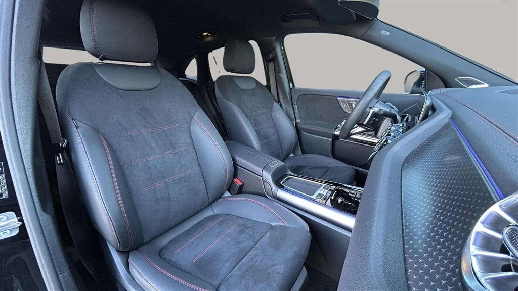 Mercedes-Benz-EQA-image-18