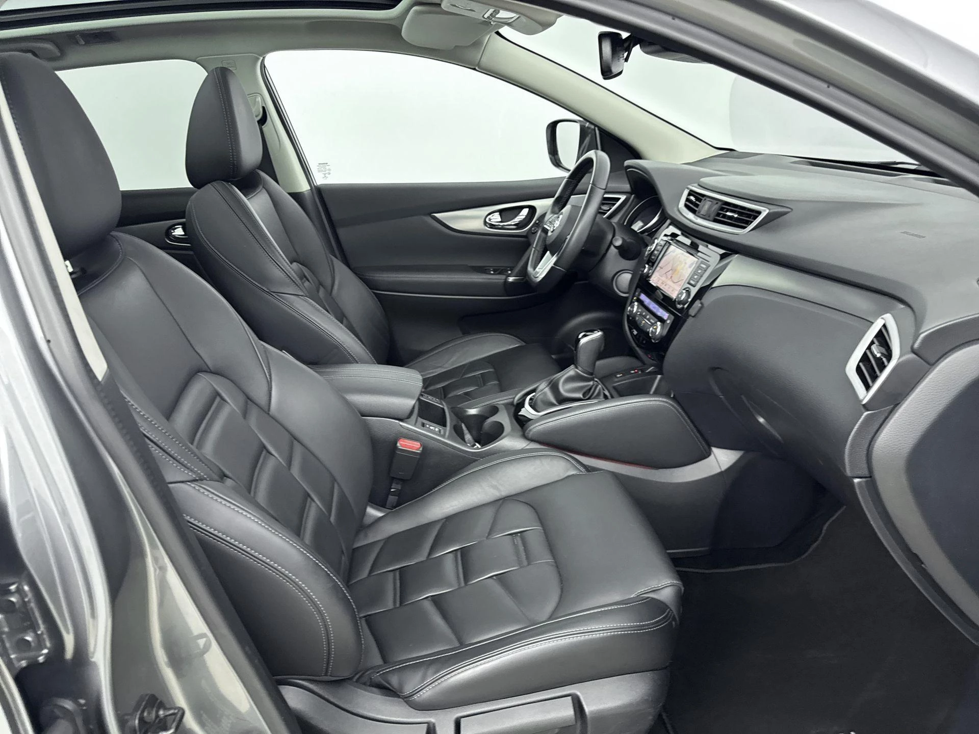 Nissan-QASHQAI-image-48