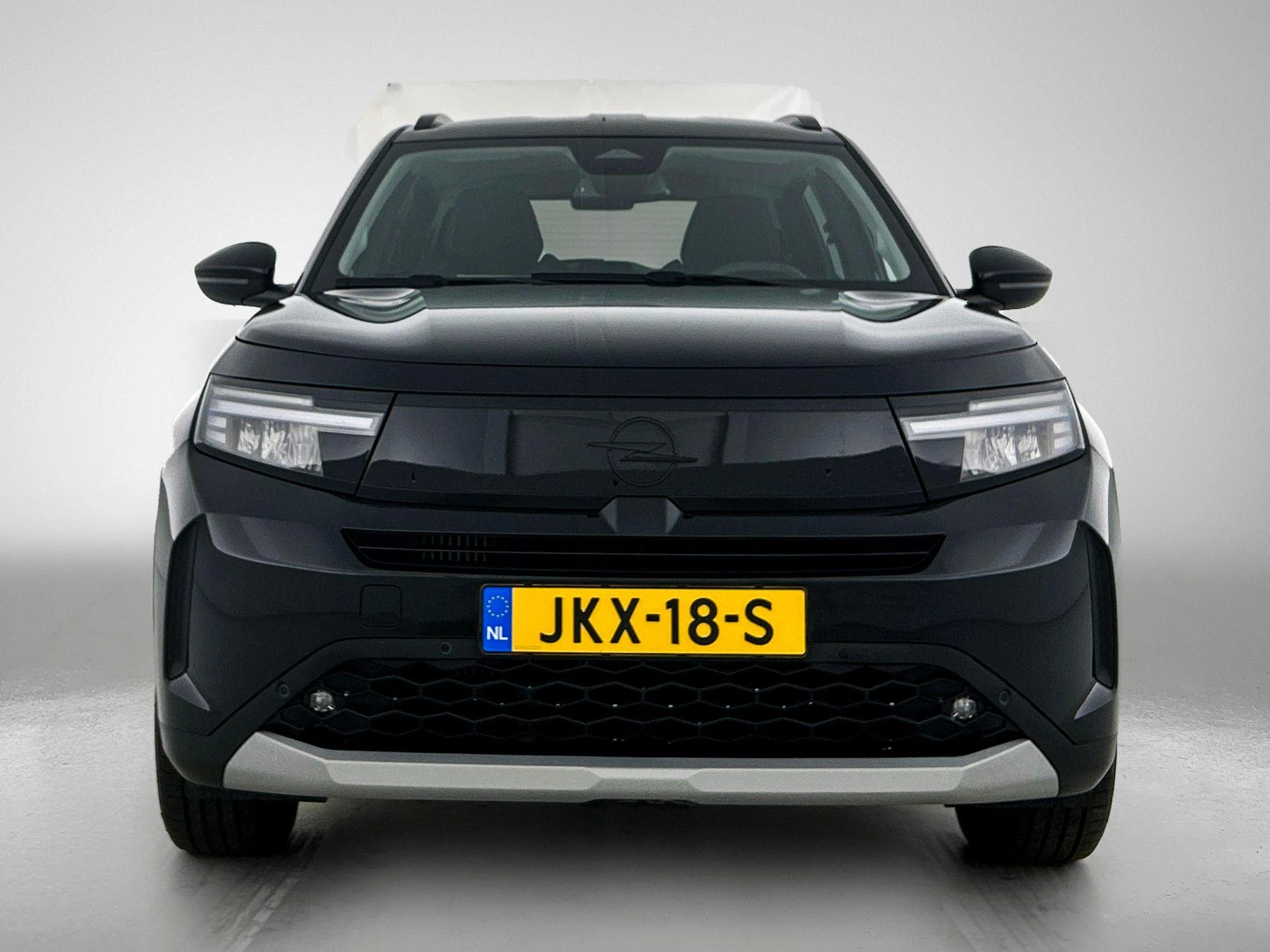 Opel-Frontera-image-4