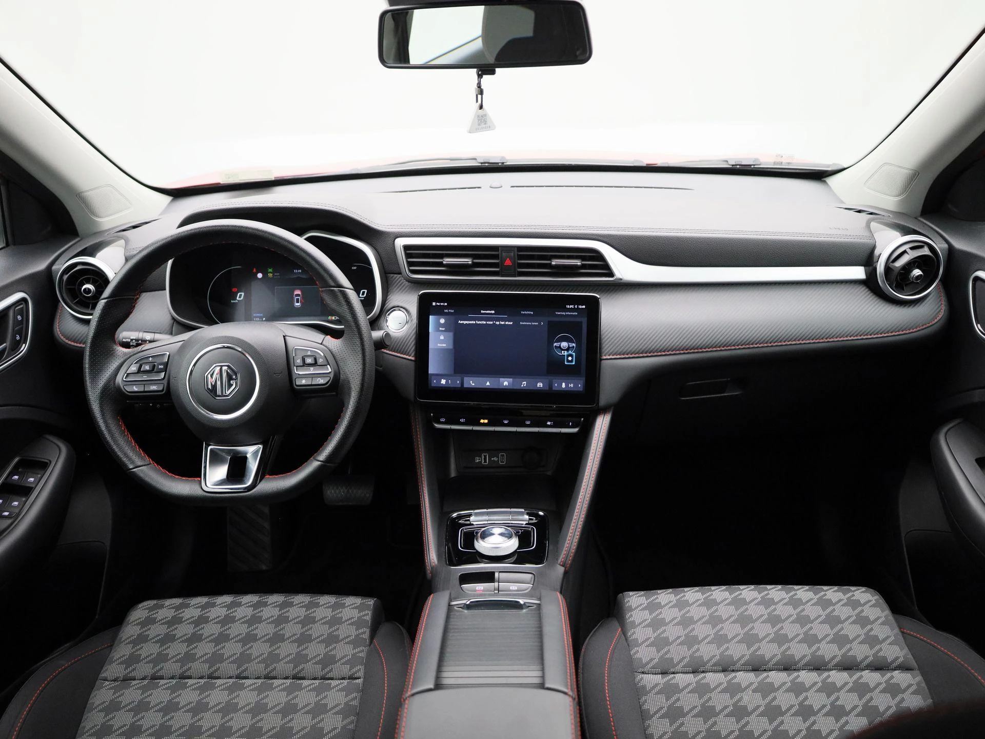 MG-ZS EV-image-37