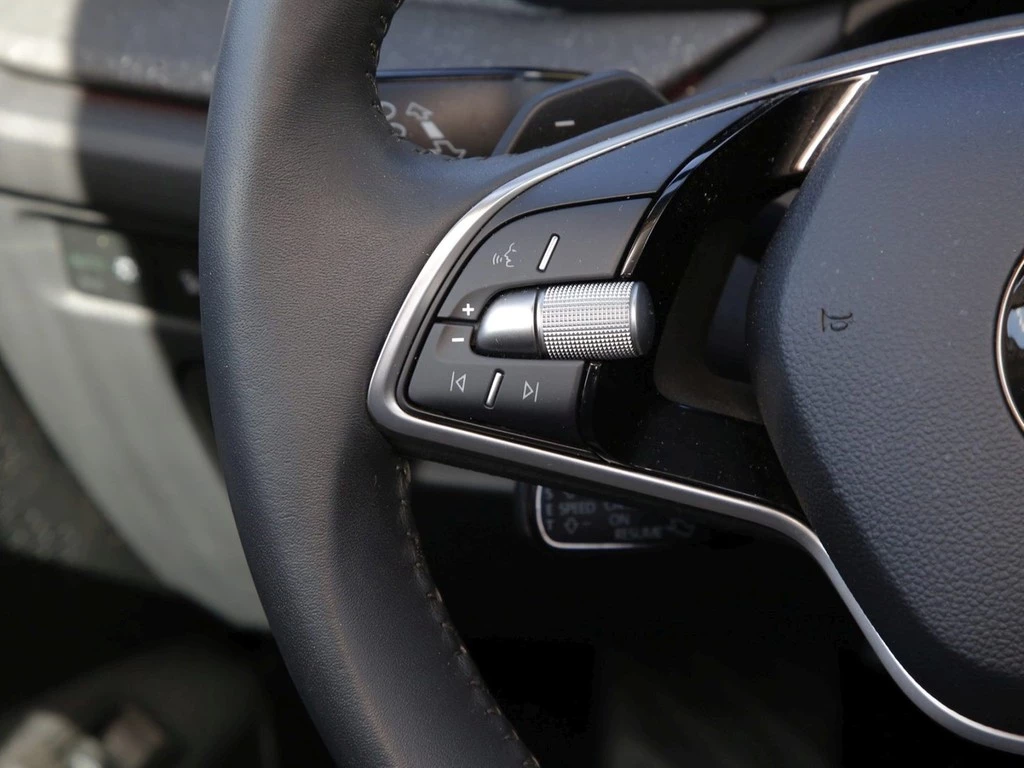 Škoda Octavia Combi 2.0 TDI DSG Selection '17 Pano LED MATRIX