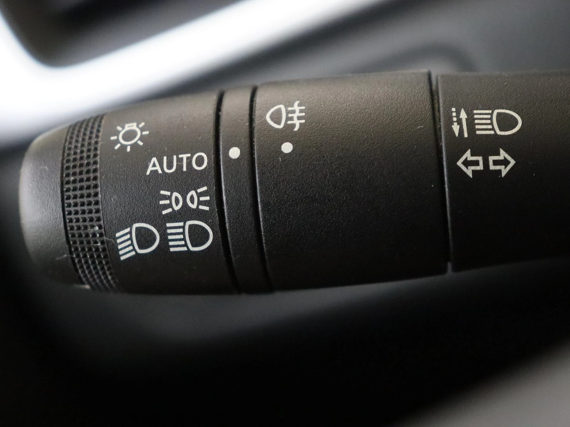 Renault-Captur-image-22