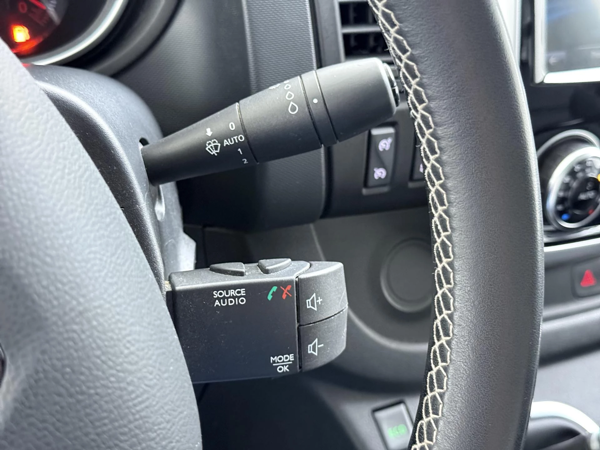 Renault-Trafic-image-19