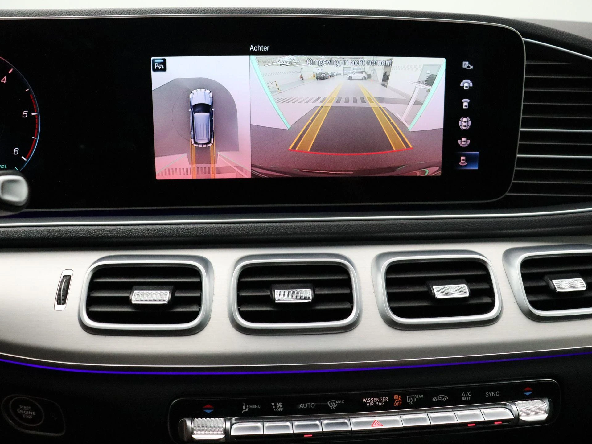 Mercedes-Benz-GLE-image-15