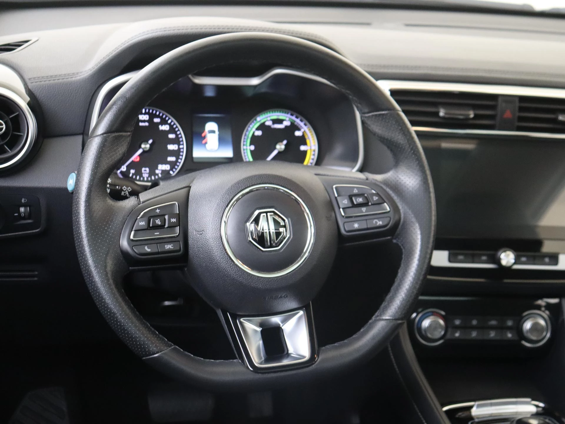 MG ZS EV Luxury 45 kWh