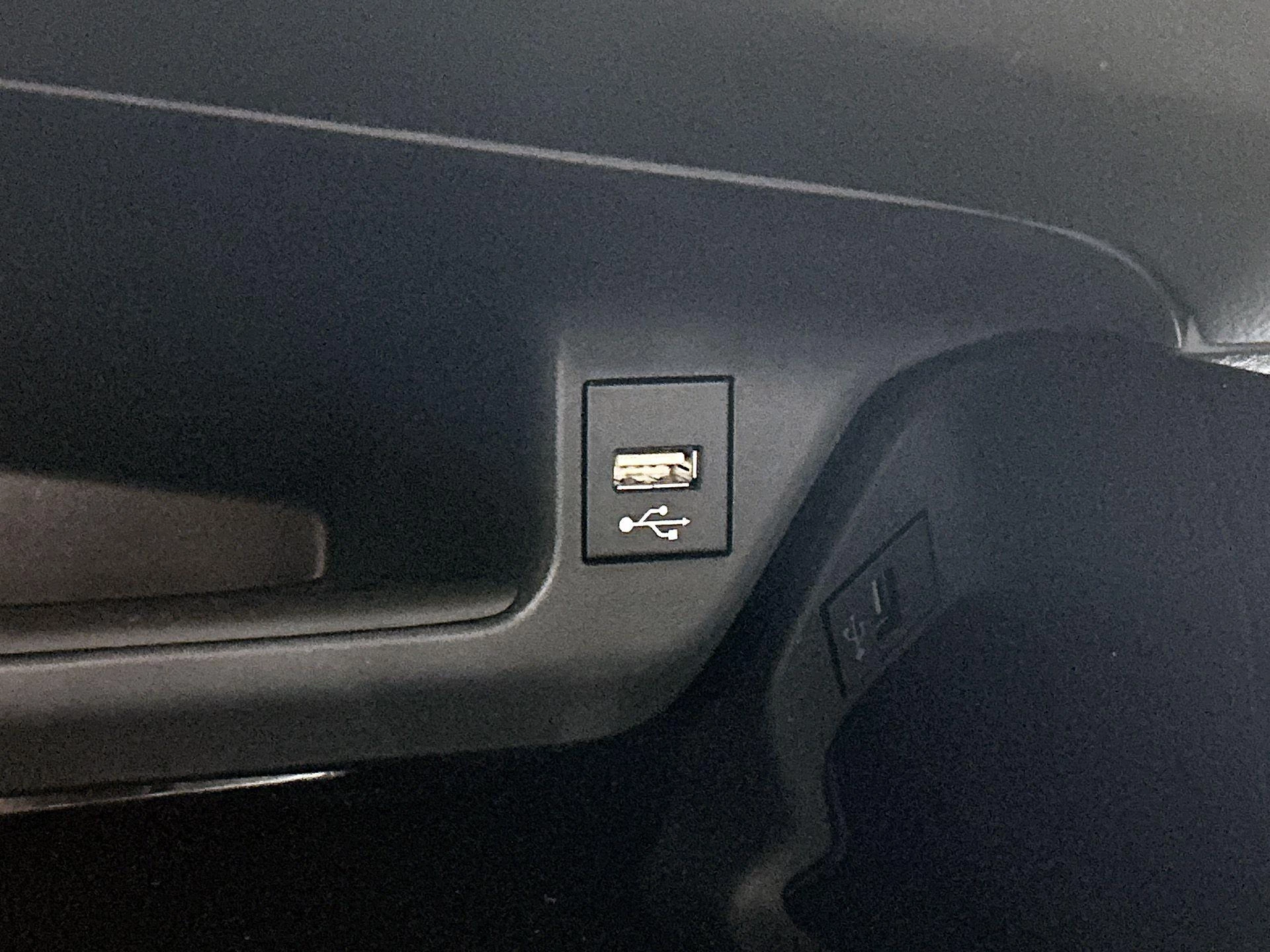 Toyota-C-HR-image-30