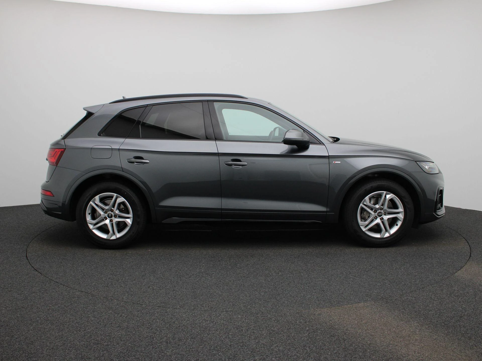 Audi-Q5-image-5