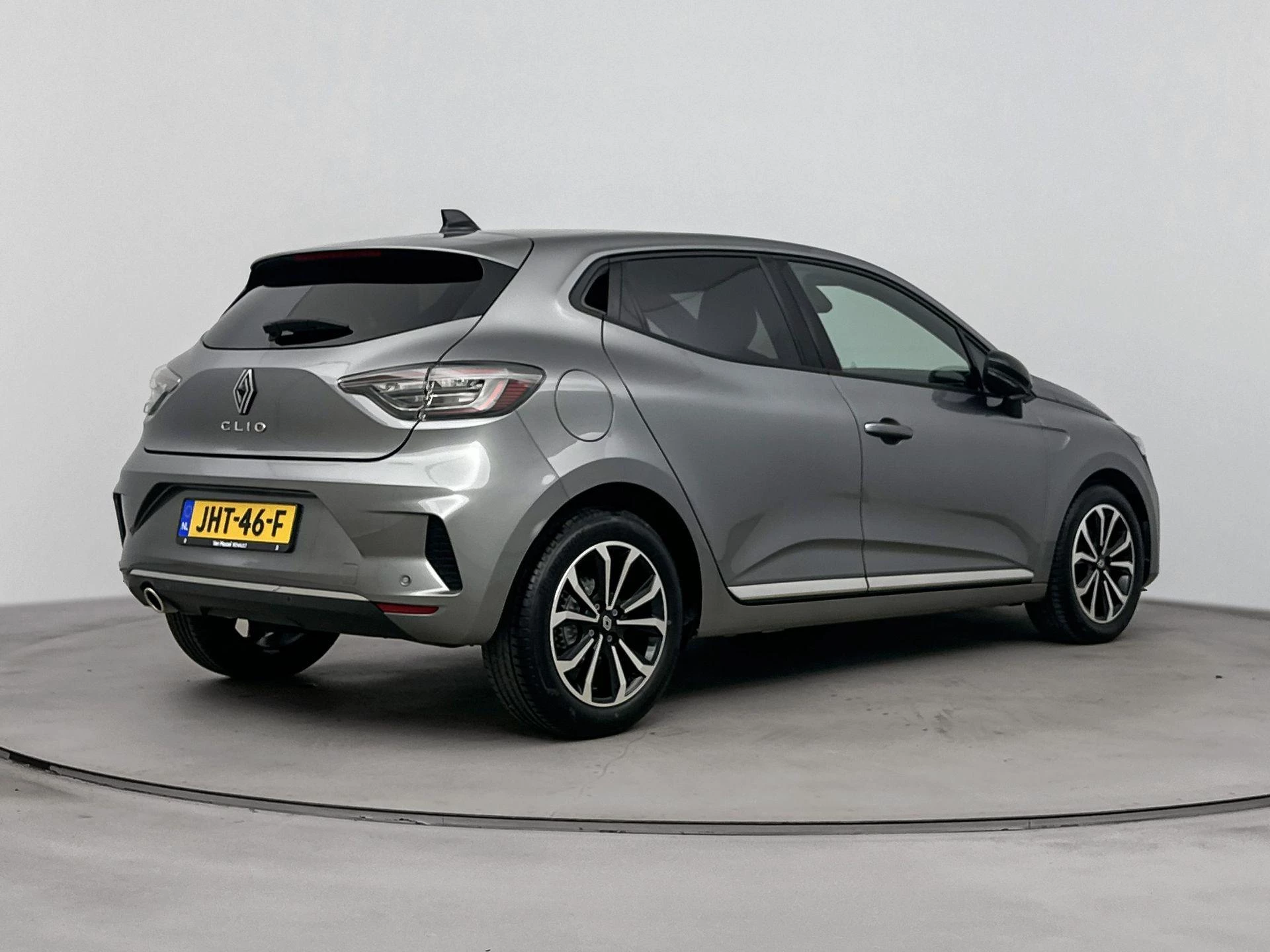 Renault-Clio-image-3