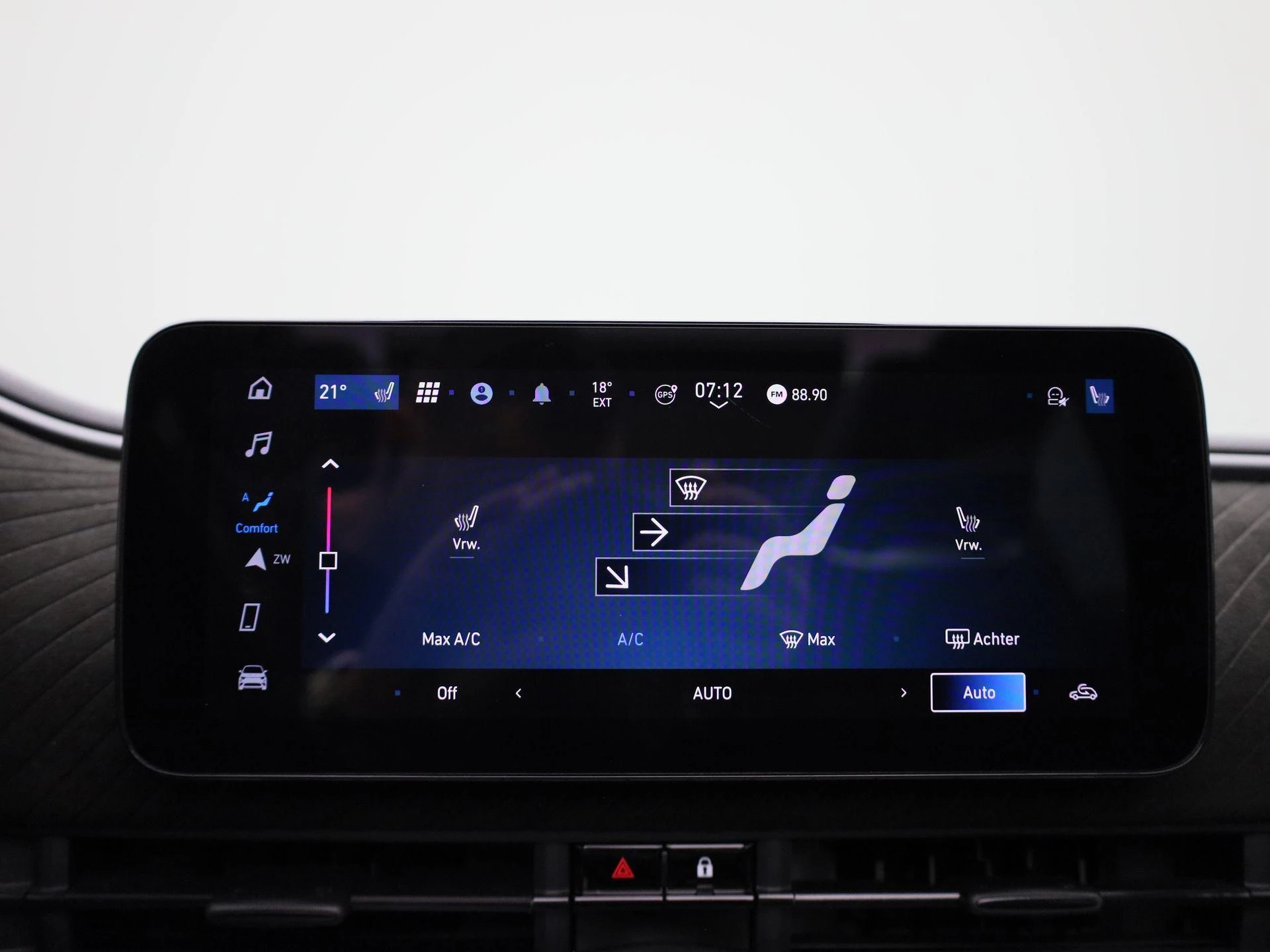 Abarth-500C-image-21