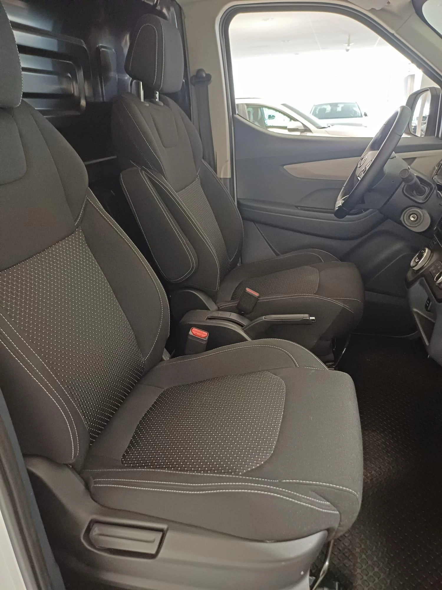 Maxus-eDeliver3-image-22