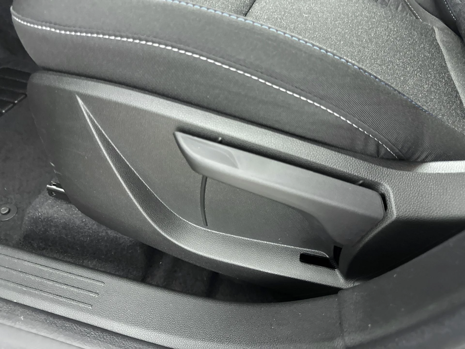 Renault-Captur-image-23