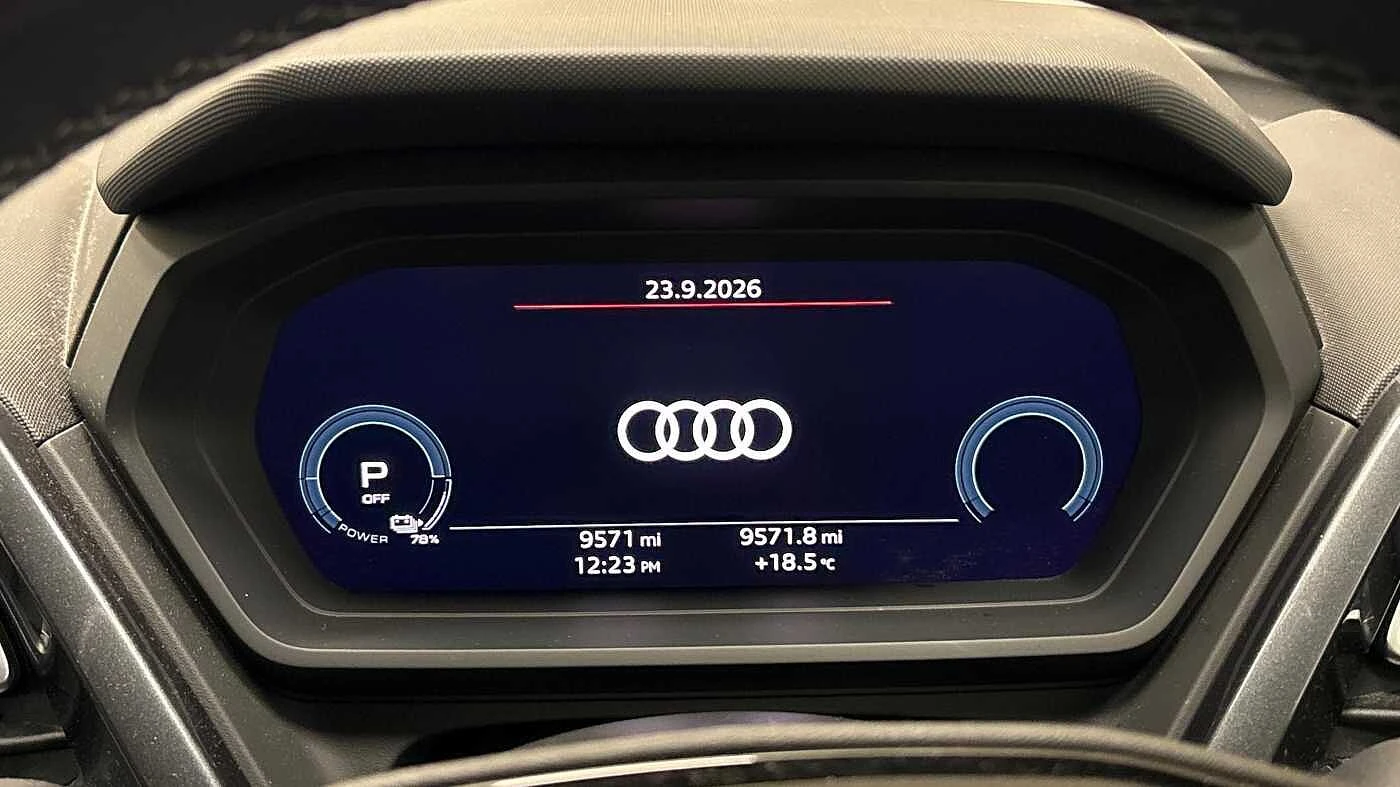 Audi-Q4 e-tron-image-8