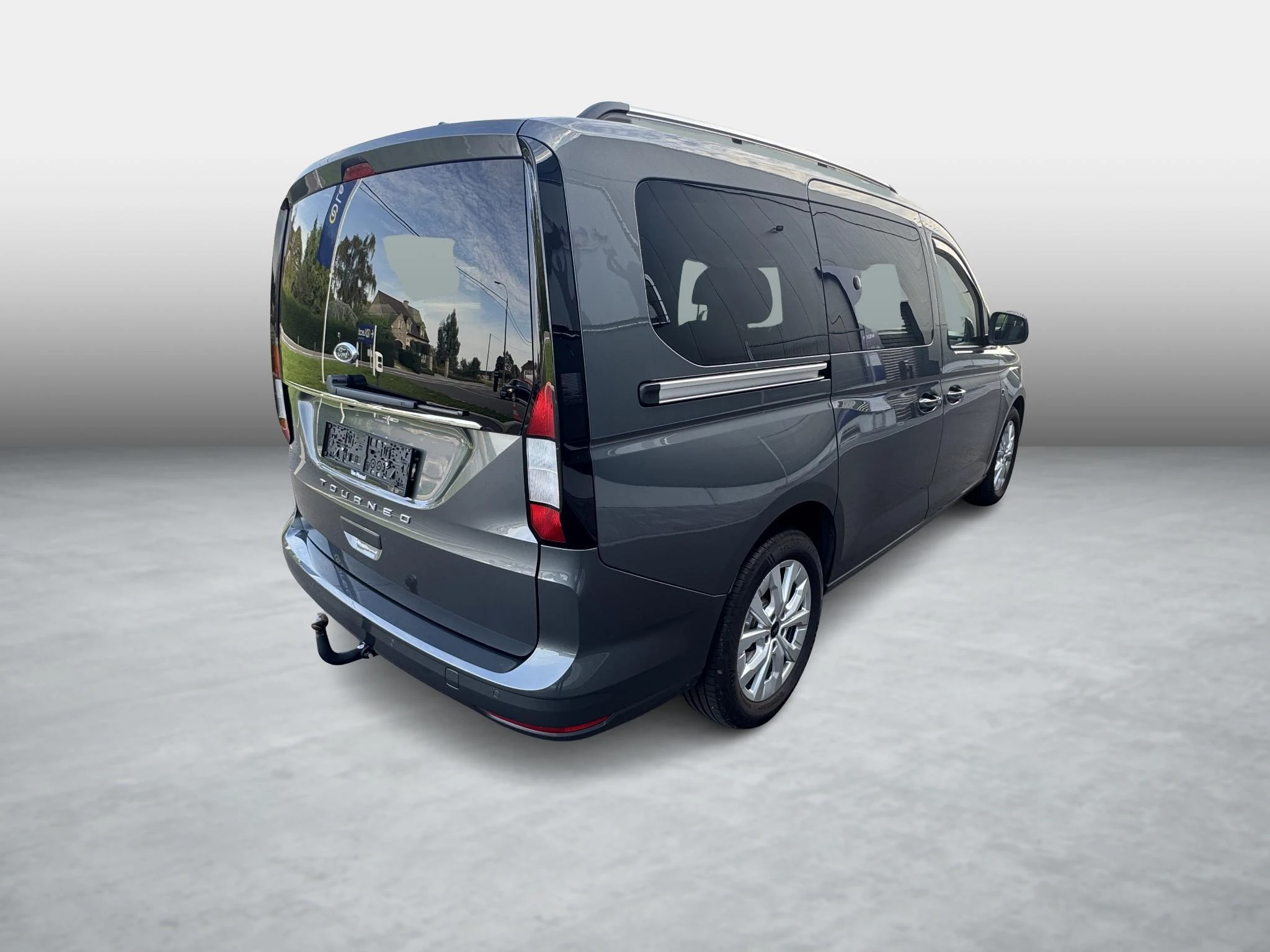 Ford-Tourneo Connect-image-6
