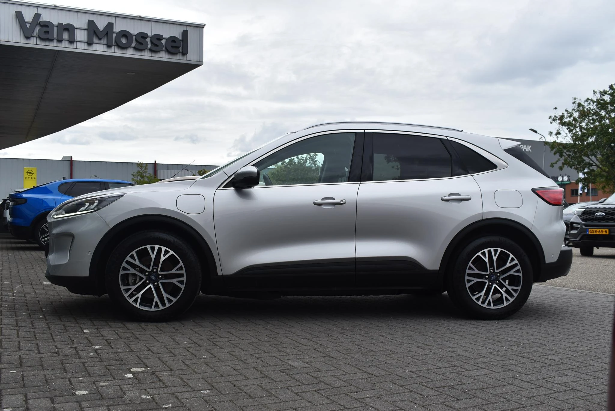 Ford-Kuga-image-7