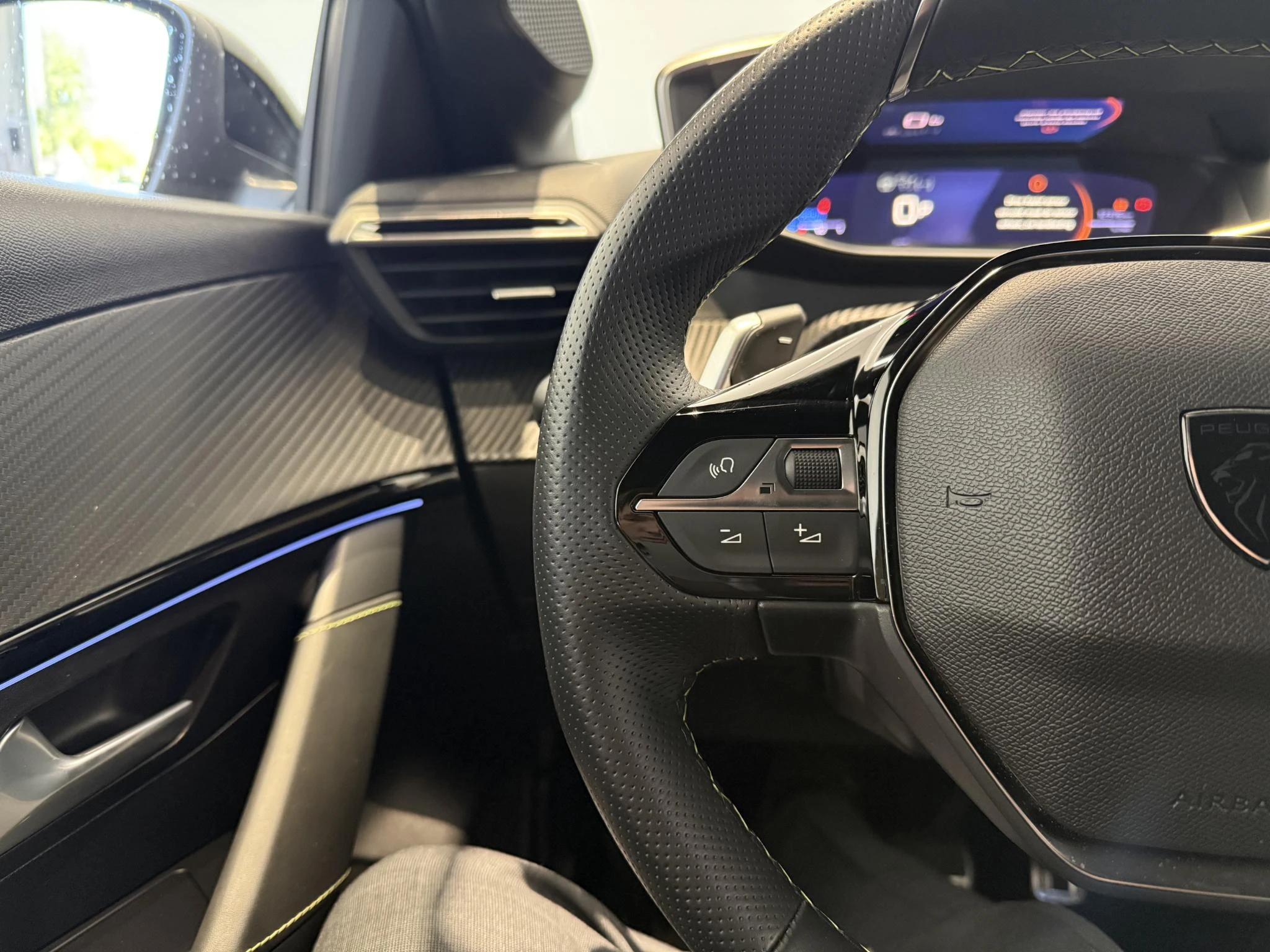 Peugeot-208-image-21