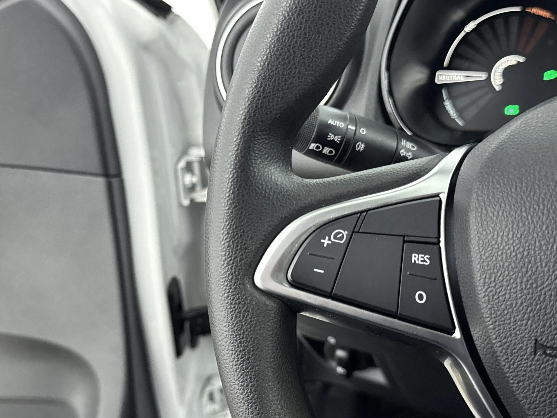 Dacia-Spring-image-5