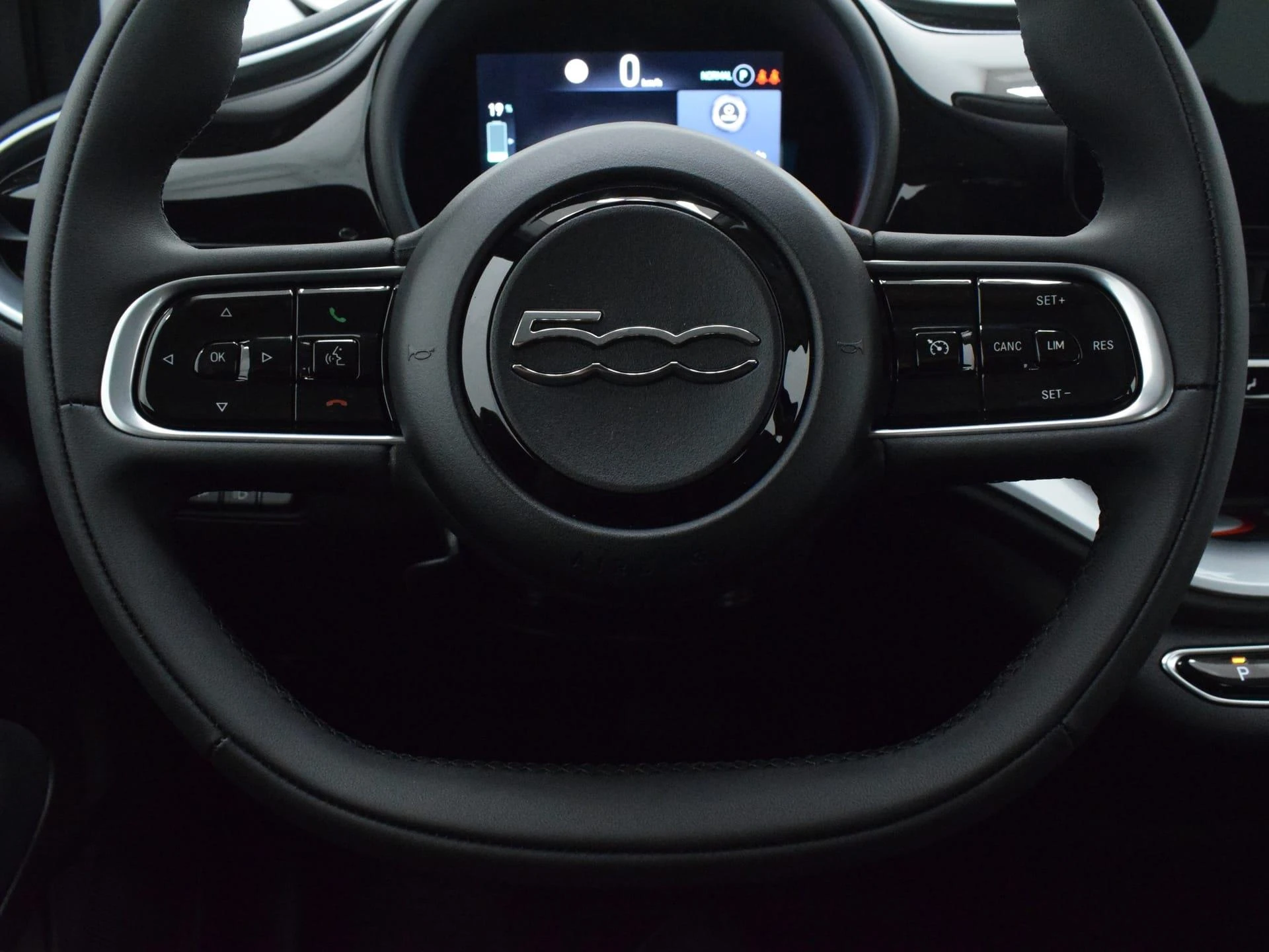 Fiat-500e-image-14