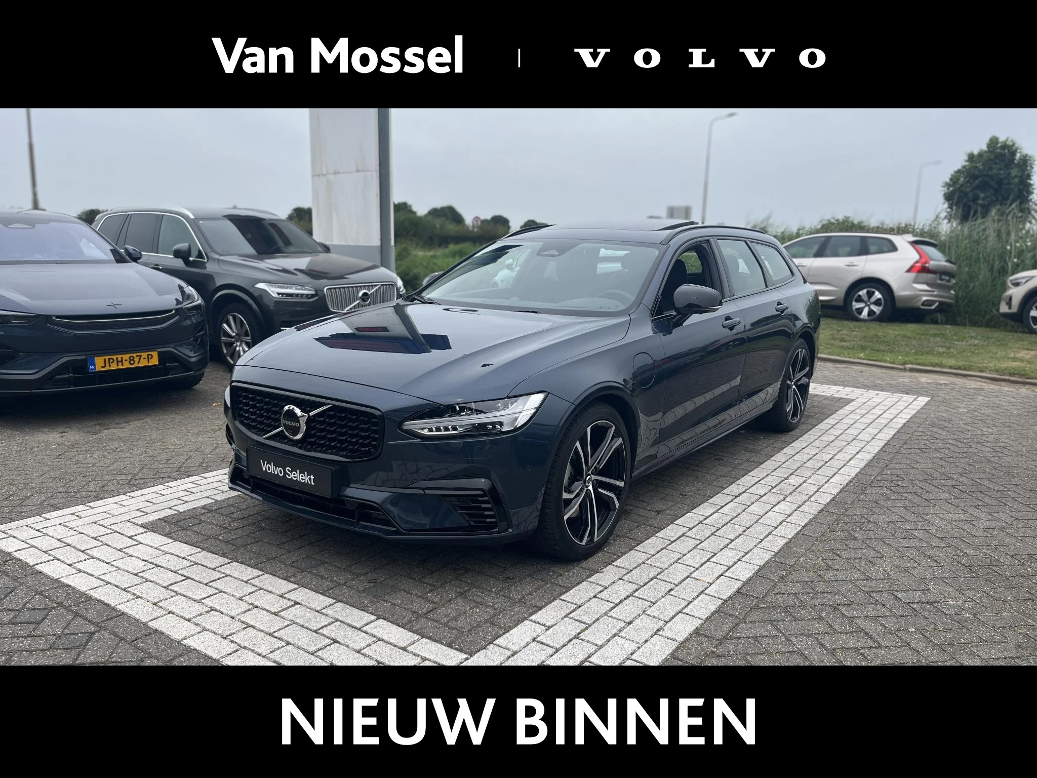Volvo-V90-image-0