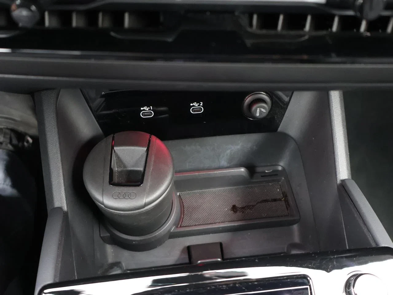 Audi-SQ6 e-tron-image-21