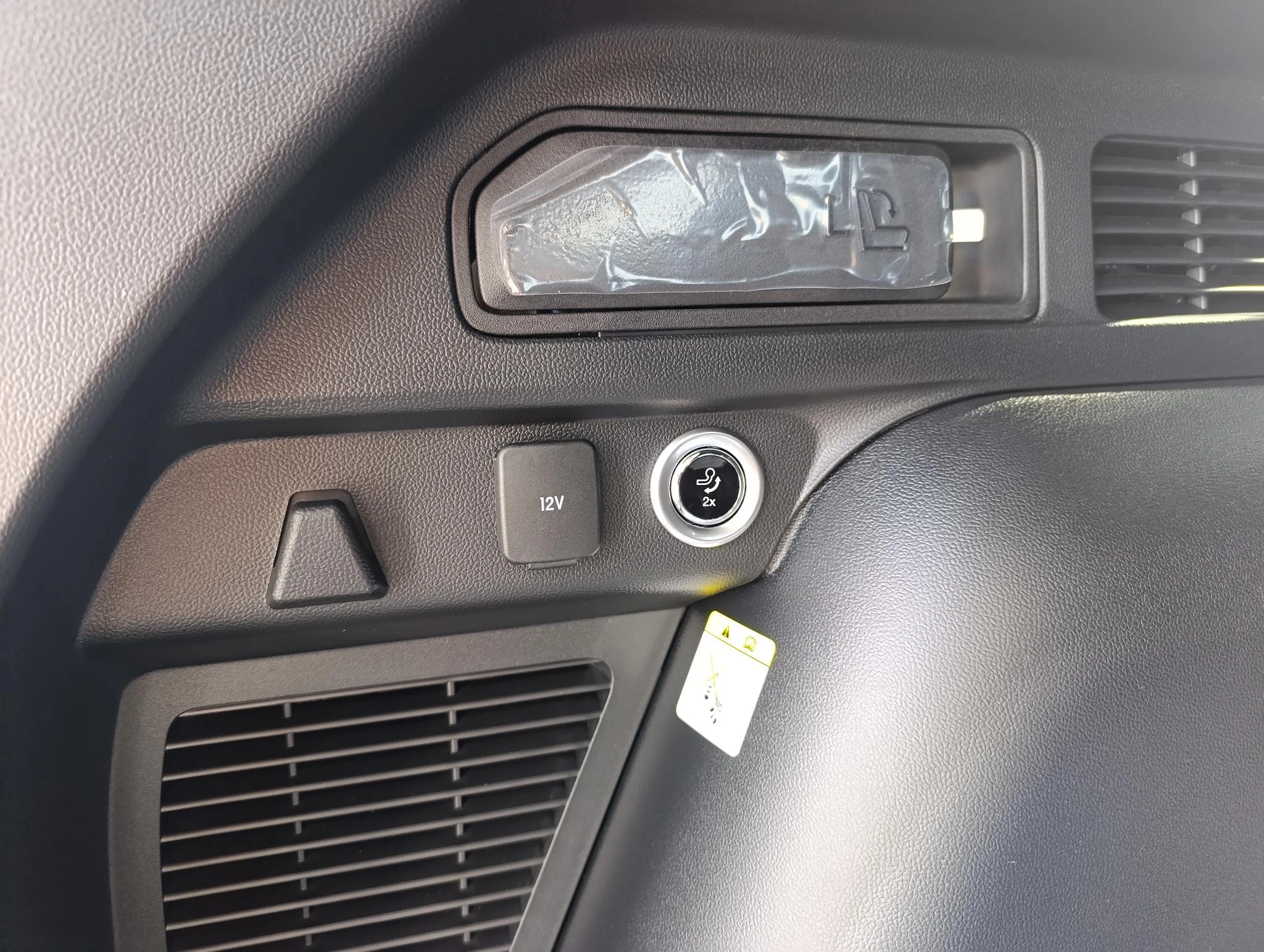 Ford-Kuga-image-13