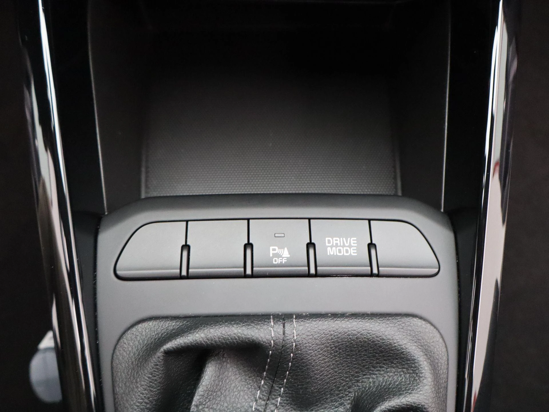 Kia-Stonic-image-20