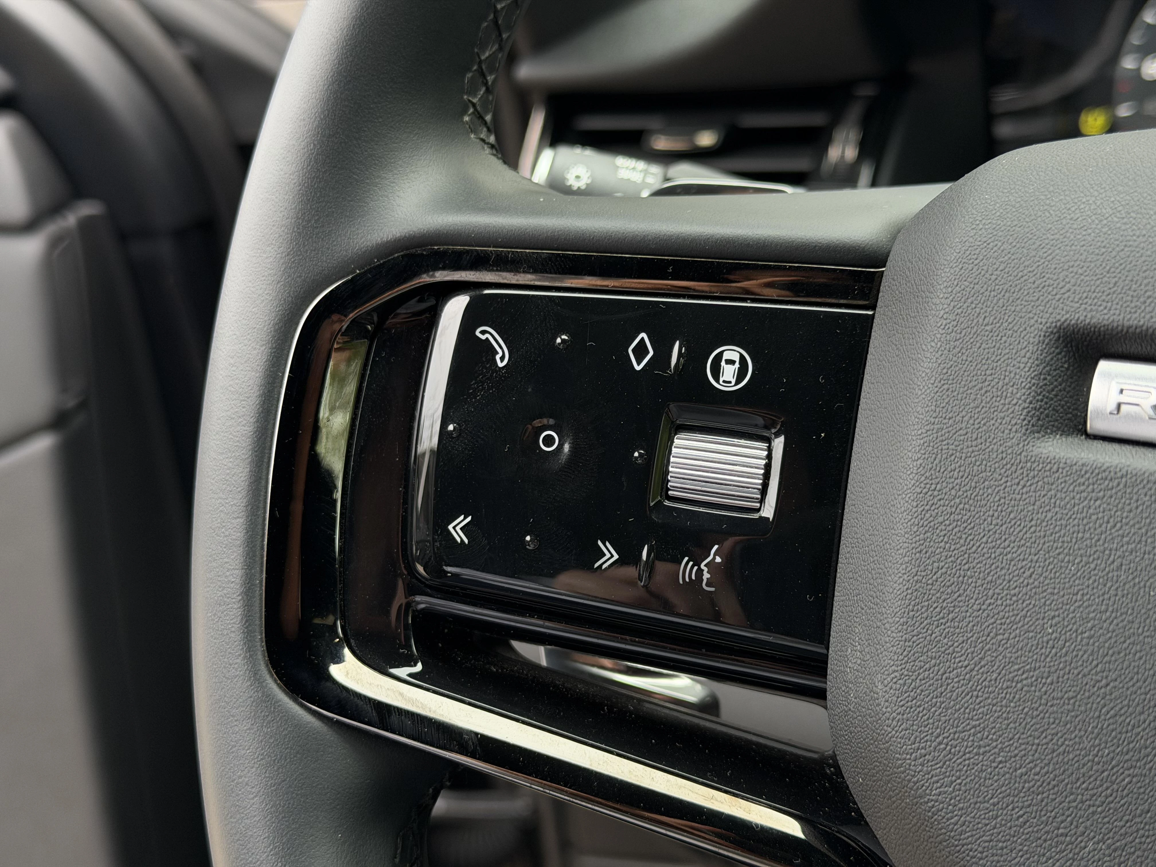 Land Rover Range Rover Evoque P300e PHEV S