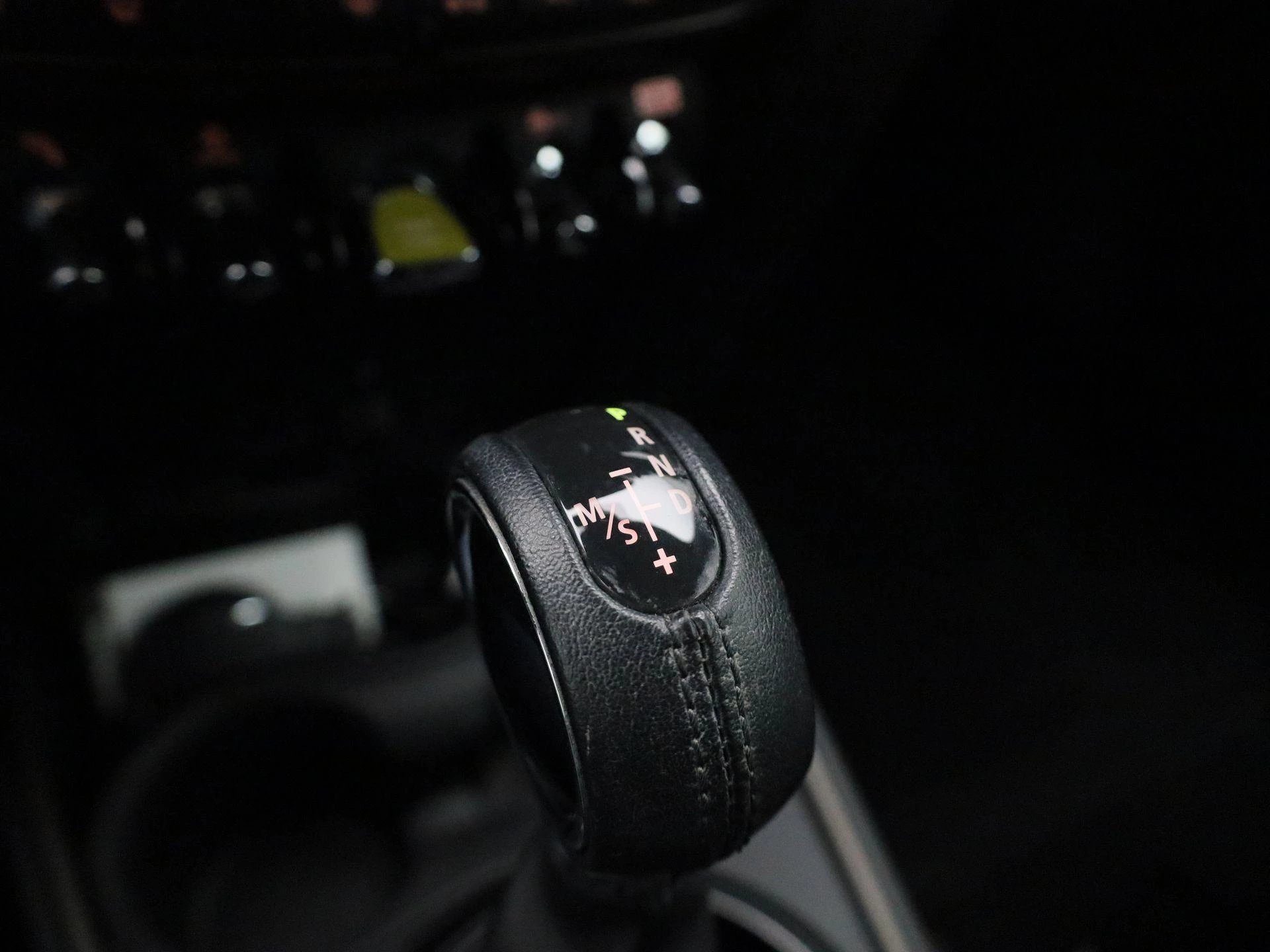 MINI-Countryman-image-24