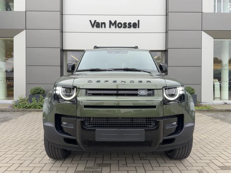 Land Rover-Defender-image-1