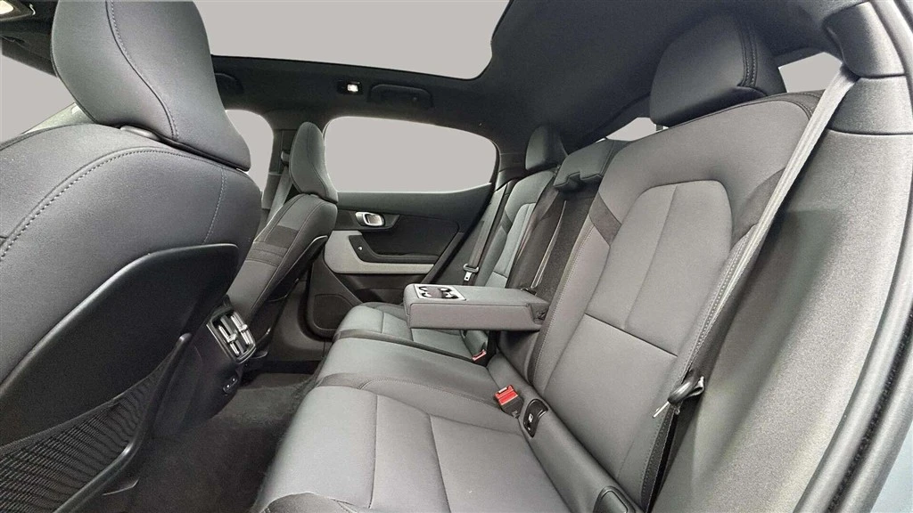 Polestar-2-image-22