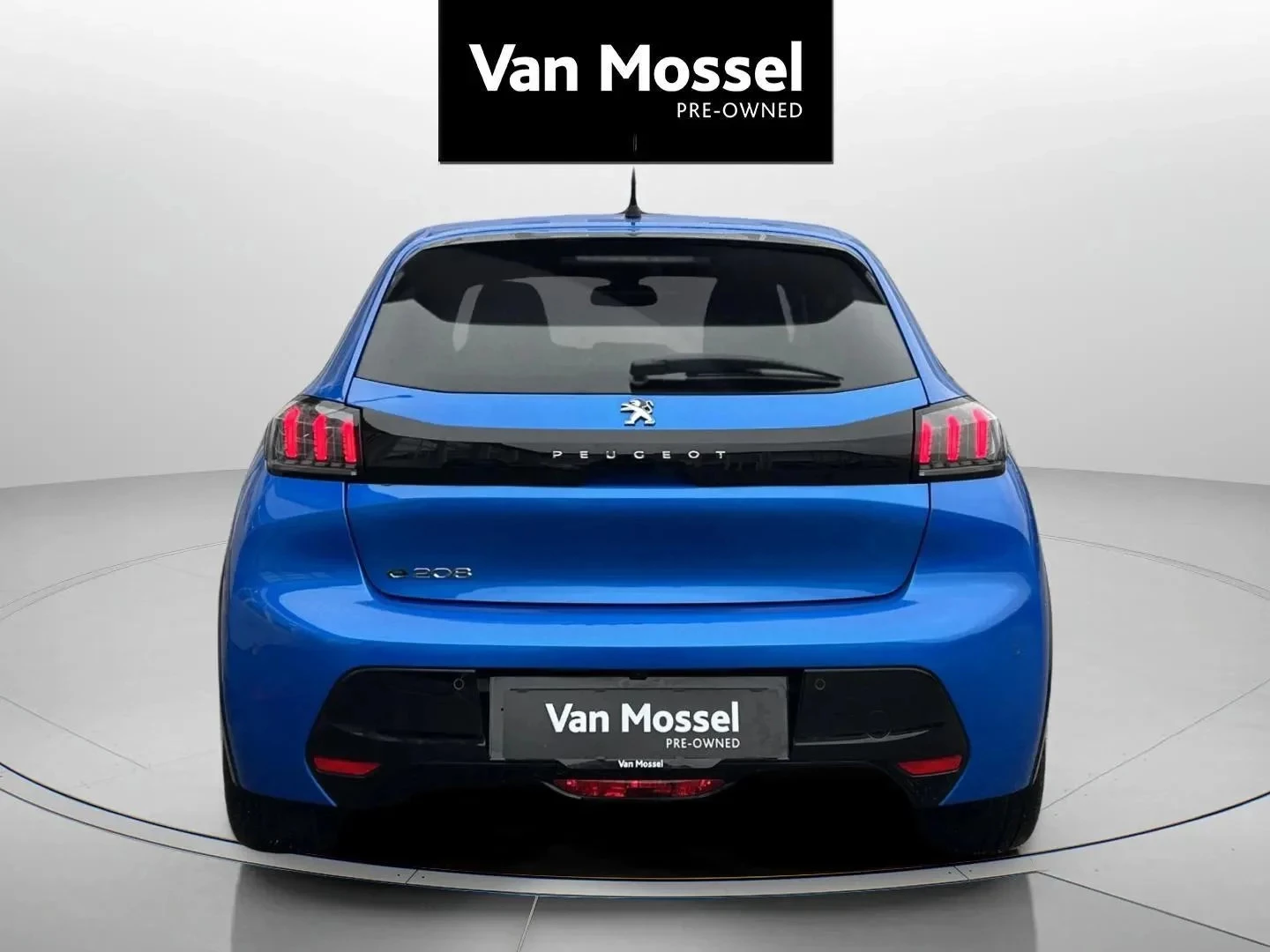 Peugeot-e-208-image-5