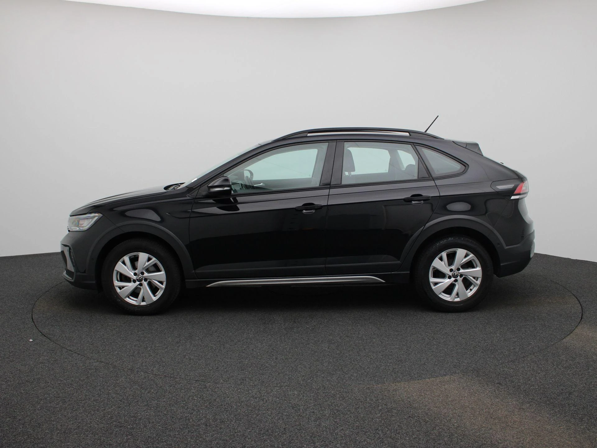 Volkswagen-Taigo-image-3