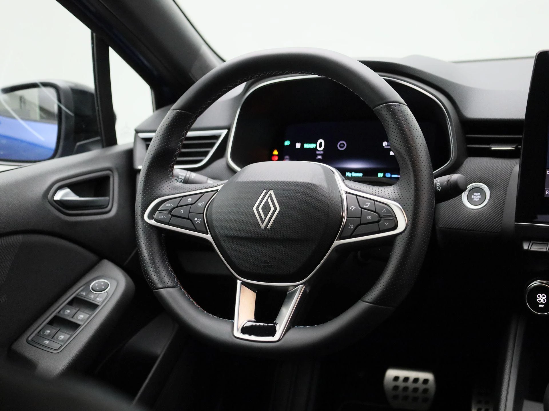 Renault-Clio-image-8