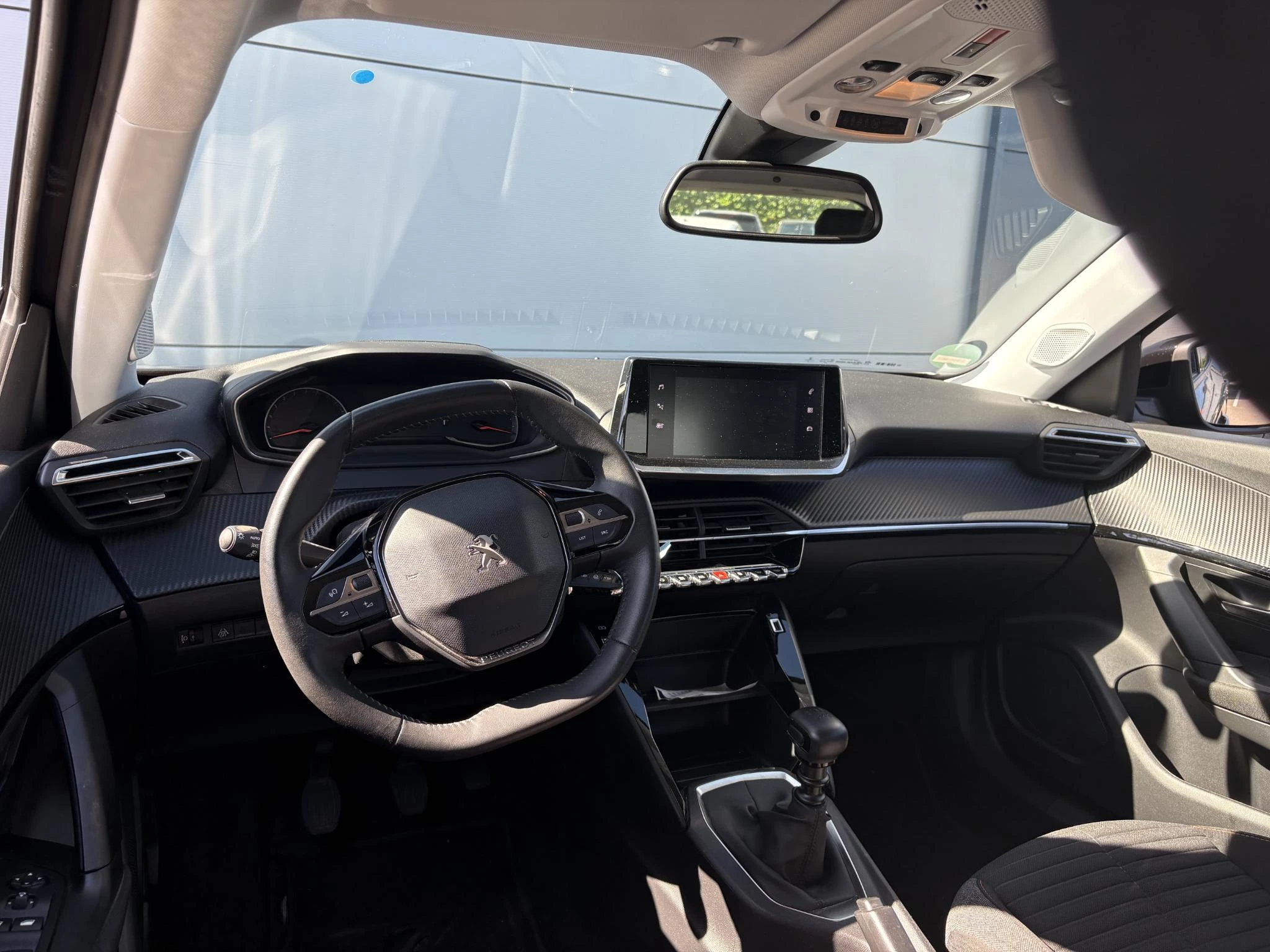 Peugeot-2008-image-11
