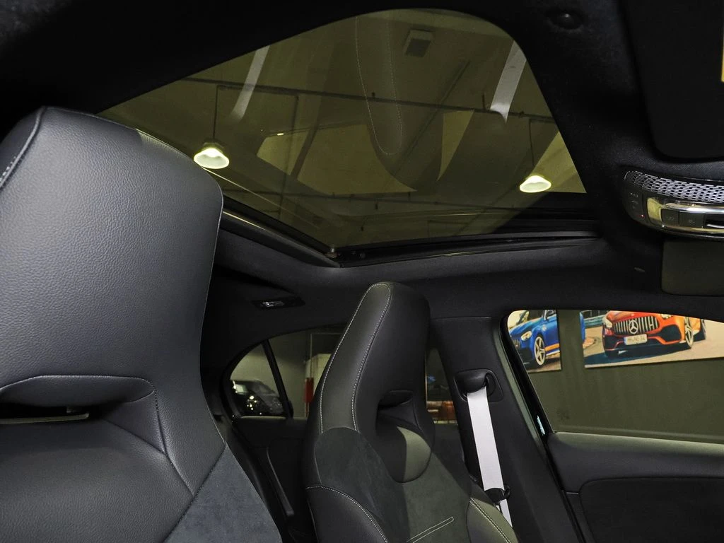 Mercedes-Benz-A-Klasse 180-image-15