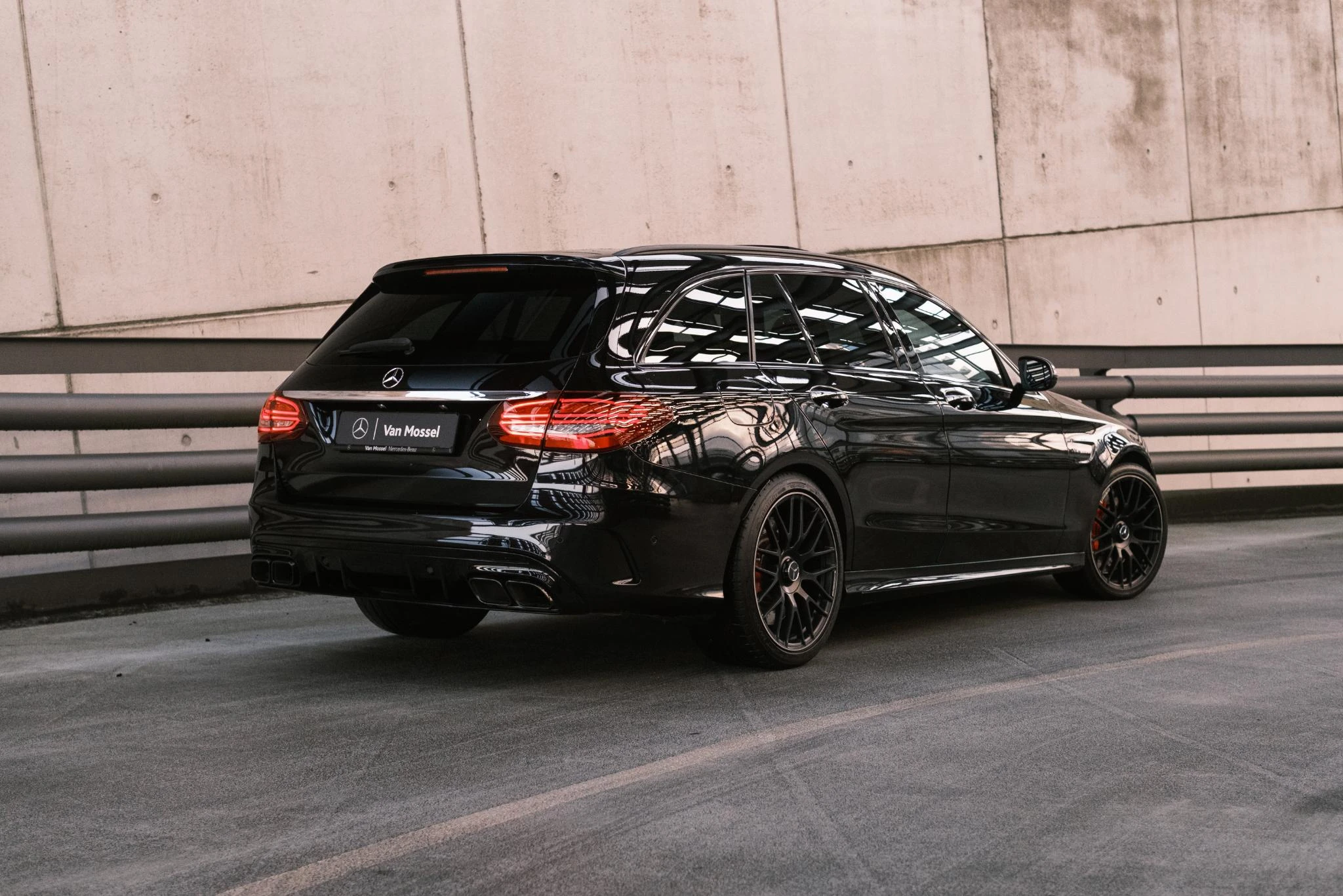 Mercedes-Benz-Classe C-image-3