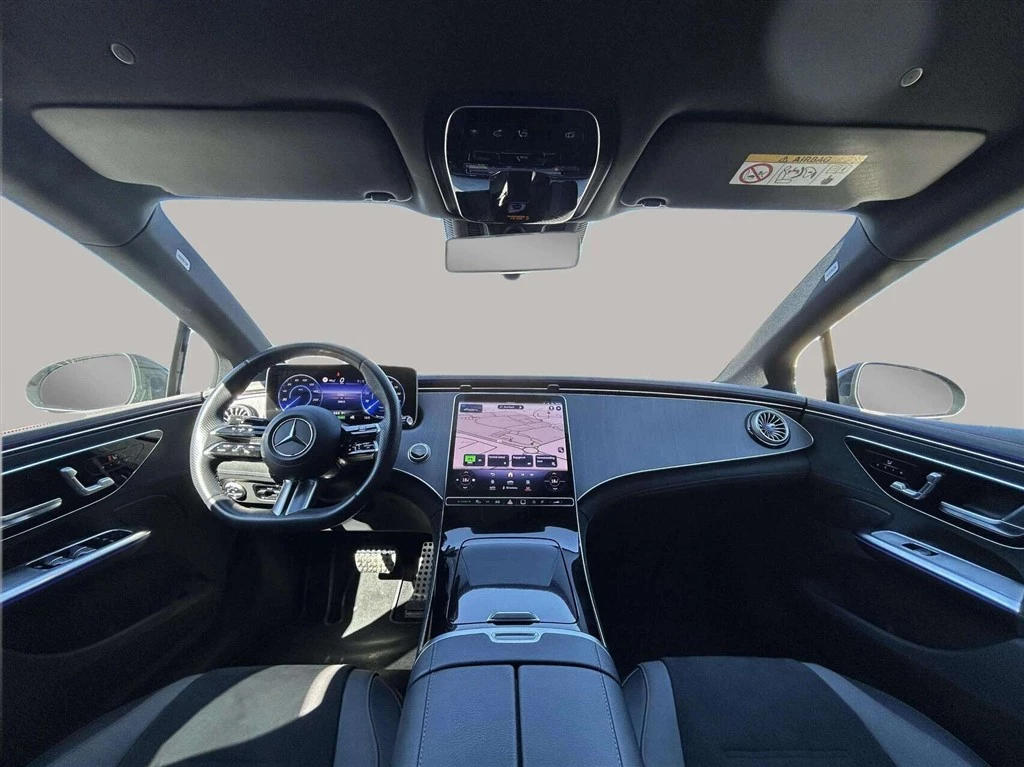 Mercedes-Benz-EQE-image-12
