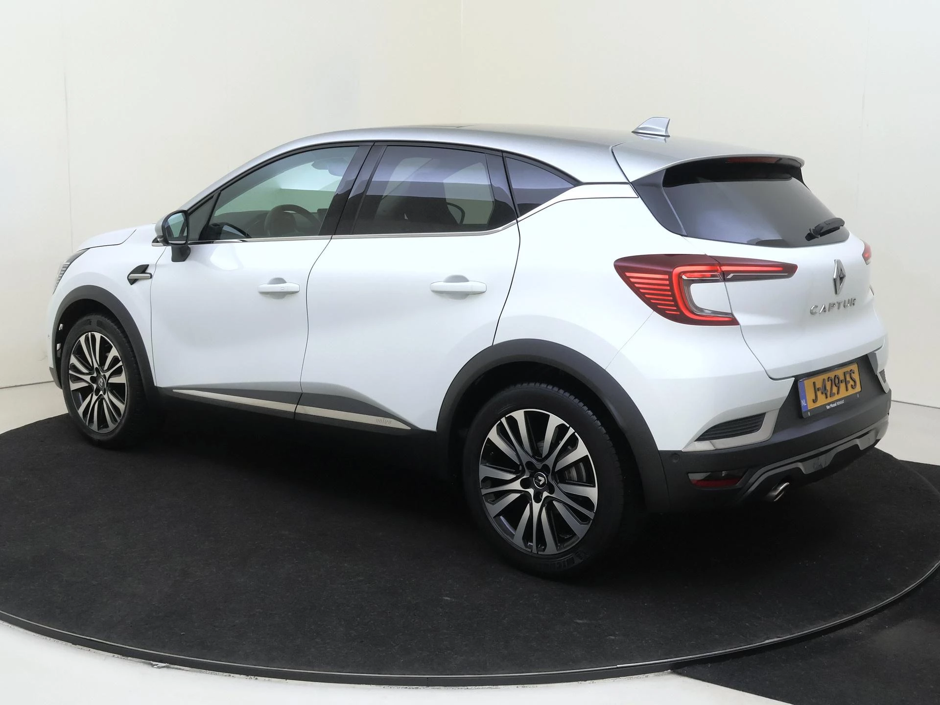 Renault Captur 1.3 TCe 155 Initiale Paris